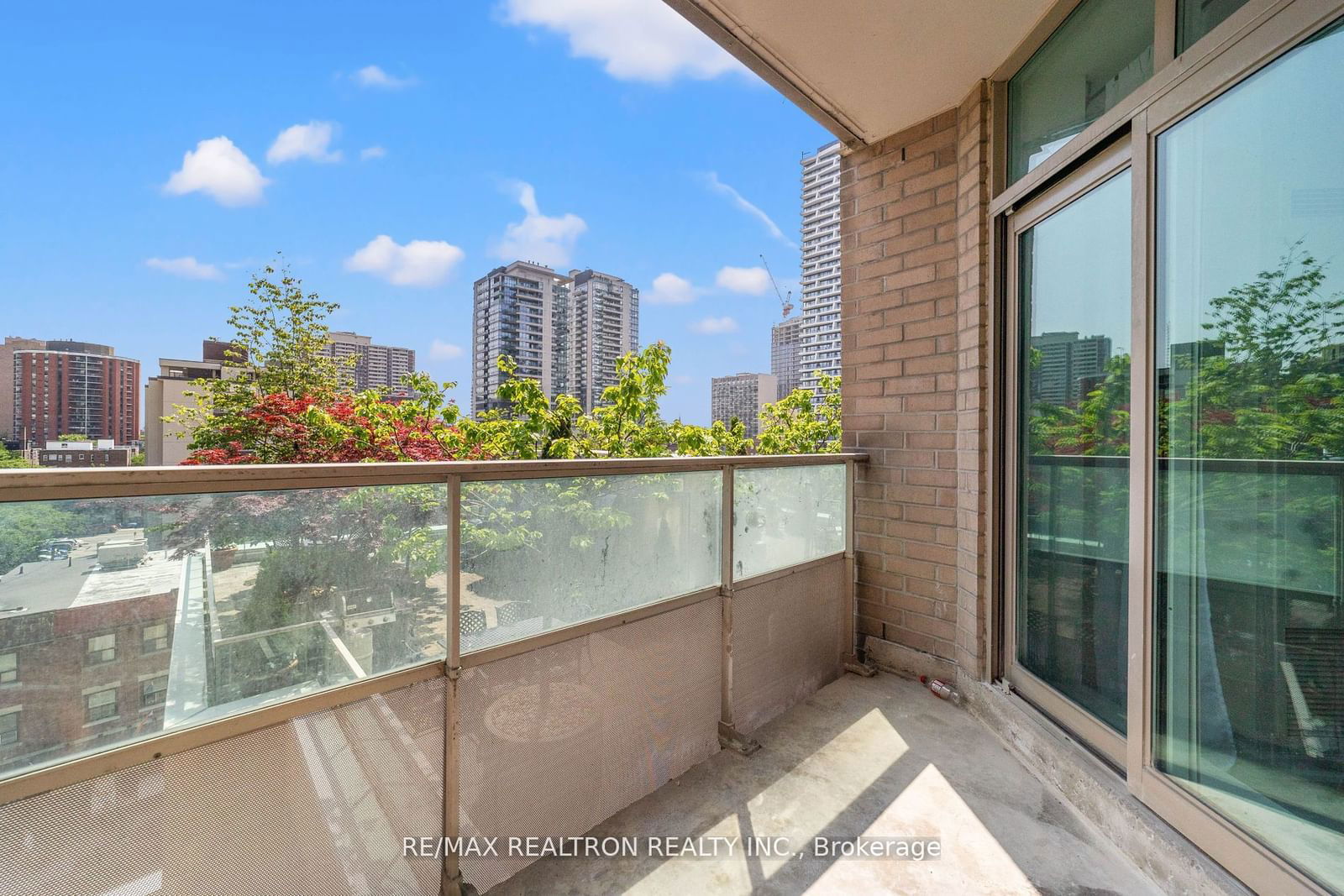 70 Alexander St, unit 707 for sale - image #9