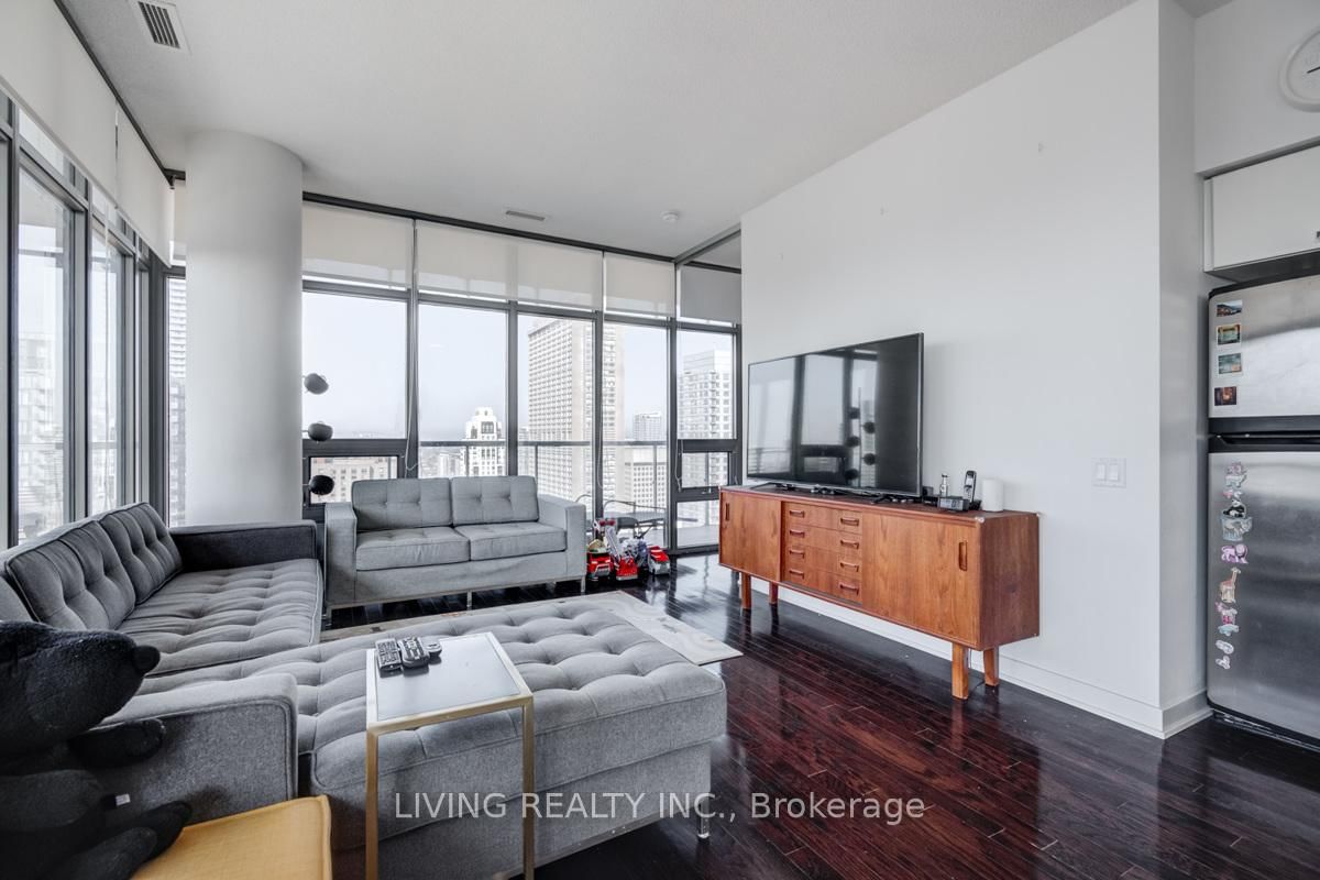 33 Charles St E, unit 3104 for rent - image #5