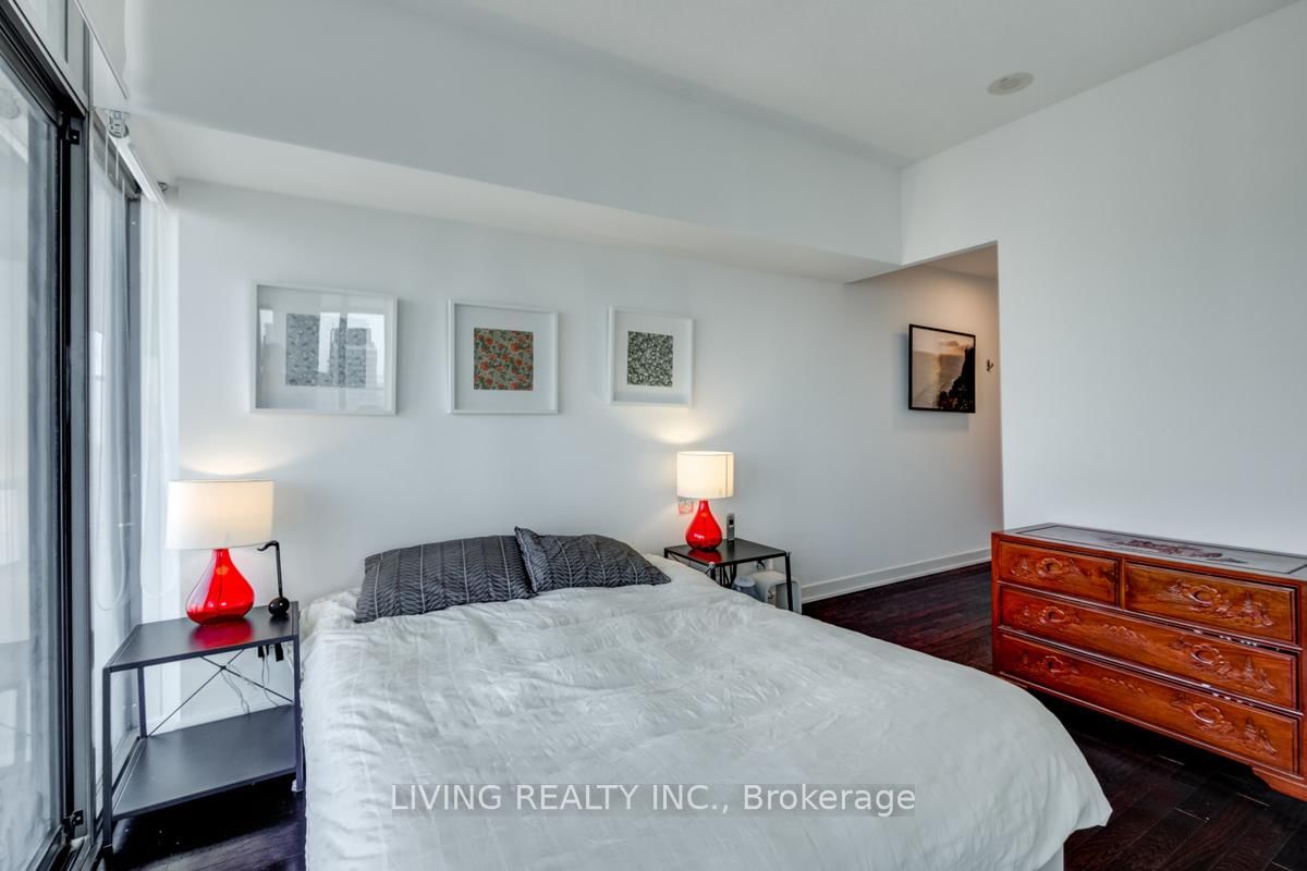 33 Charles St E, unit 3104 for rent - image #8