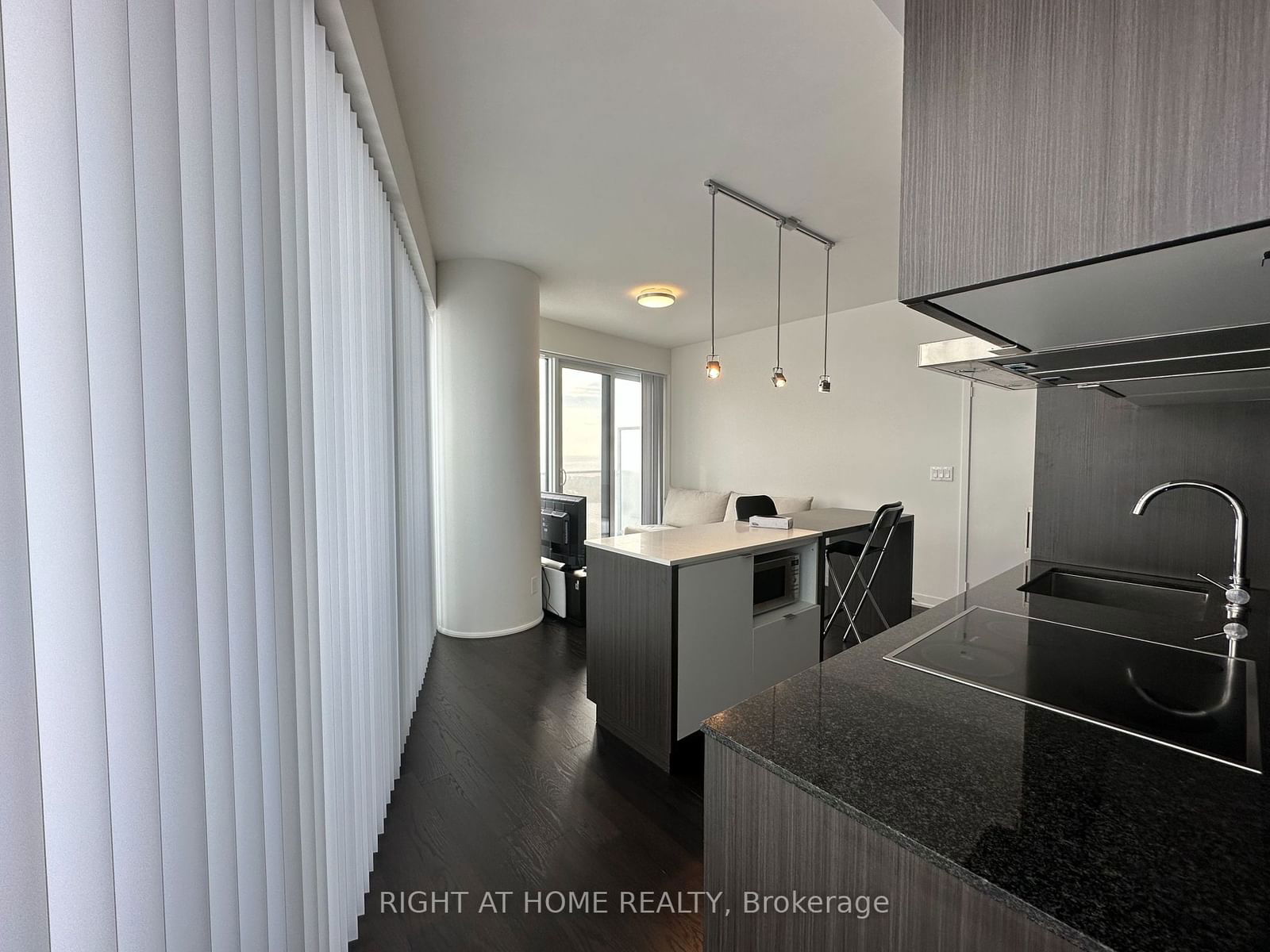 100 HARBOUR St, unit 5807 for rent - image #13