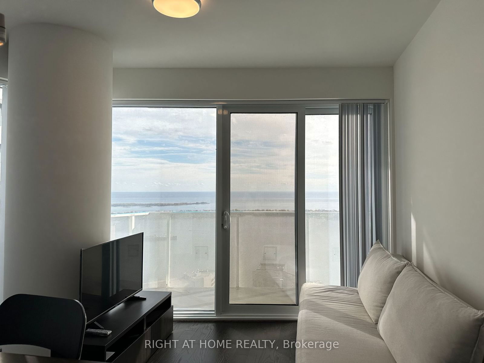 100 HARBOUR St, unit 5807 for rent - image #15