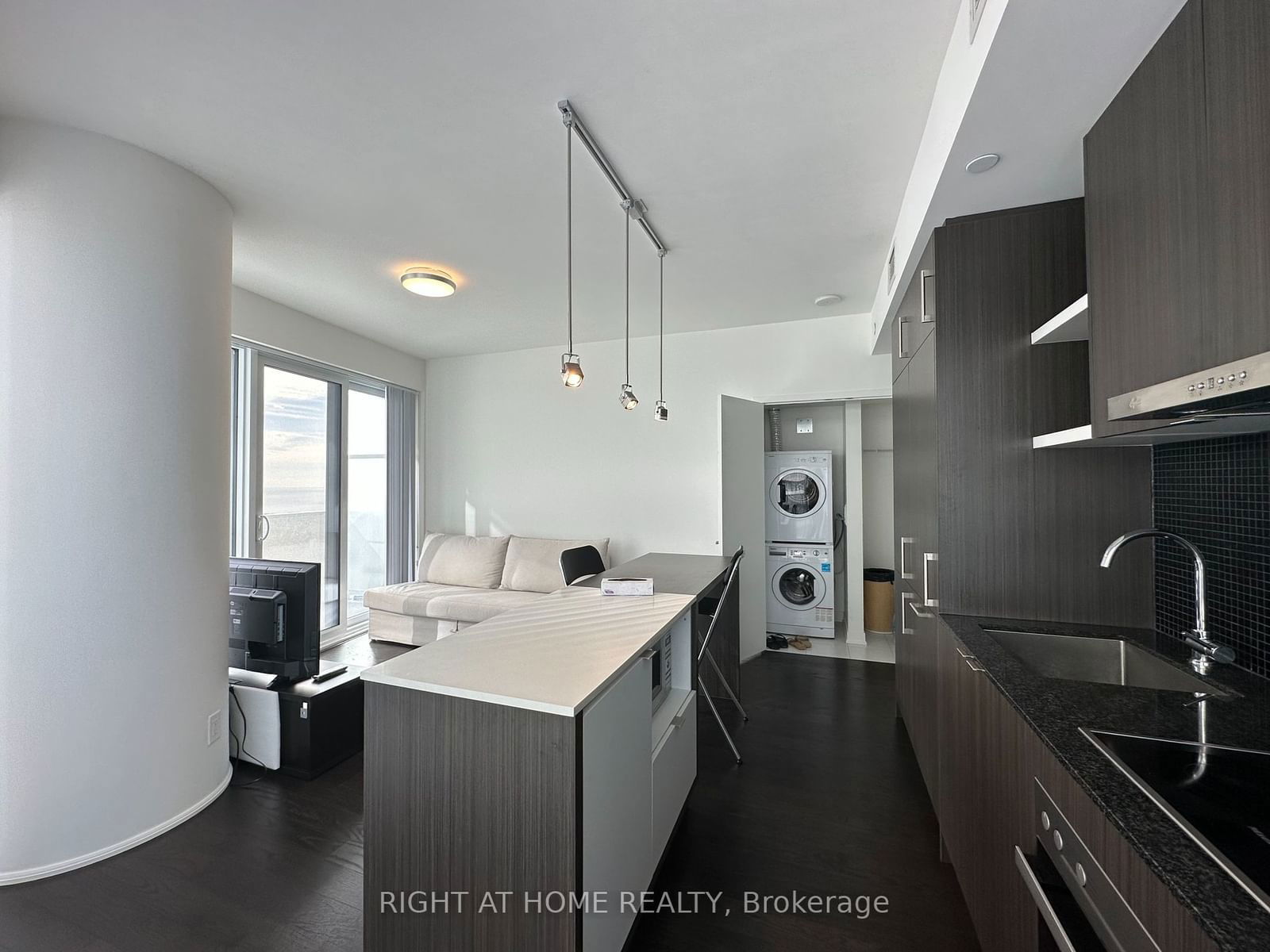 100 HARBOUR St, unit 5807 for rent - image #18