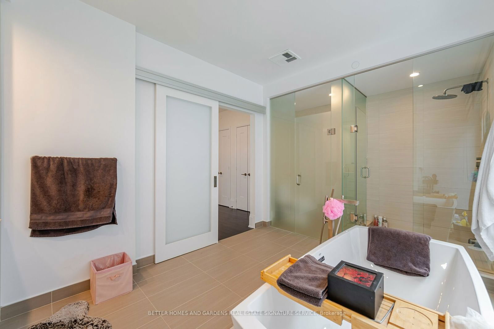 101 Erskine Ave, unit TH05 for sale - image #16