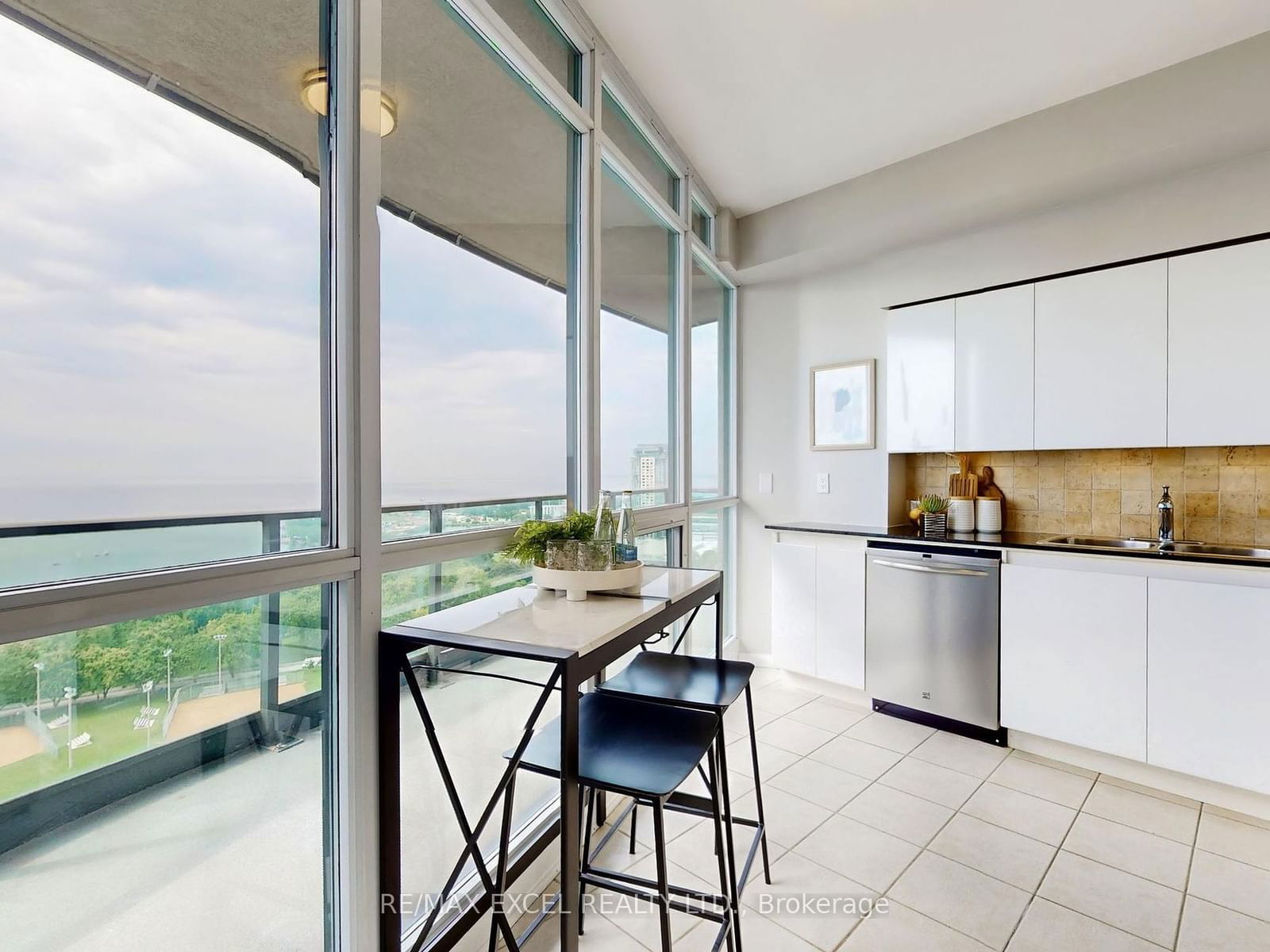 219 Fort York Blvd, unit 2609 for sale - image #9