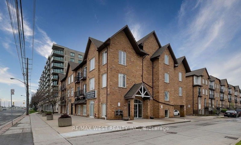 1000 Sheppard Ave W, unit 206 for sale