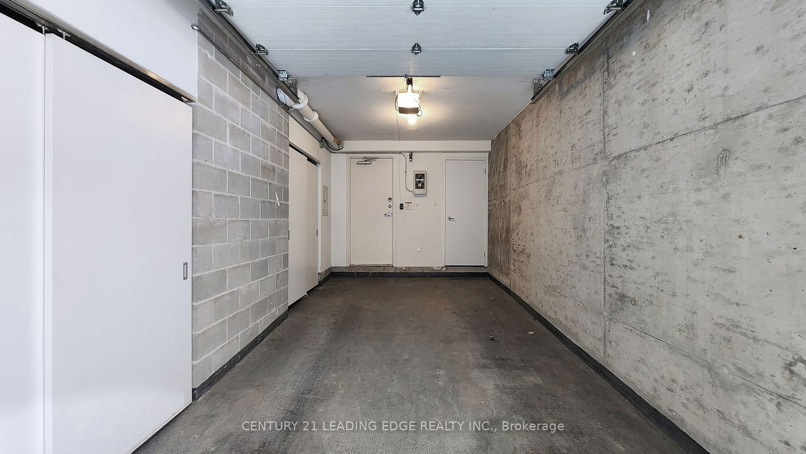 25 Oxley St, unit TH 2 for rent - image #35