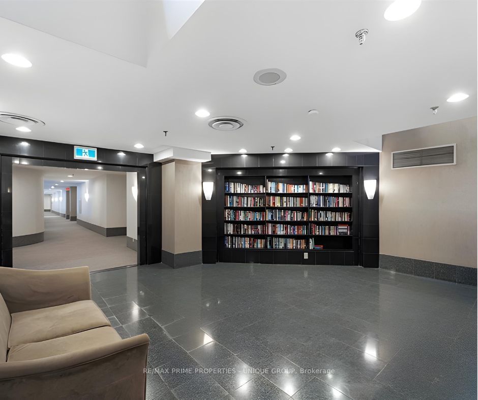 44 Gerrard St W, unit 1701 for rent - image #22