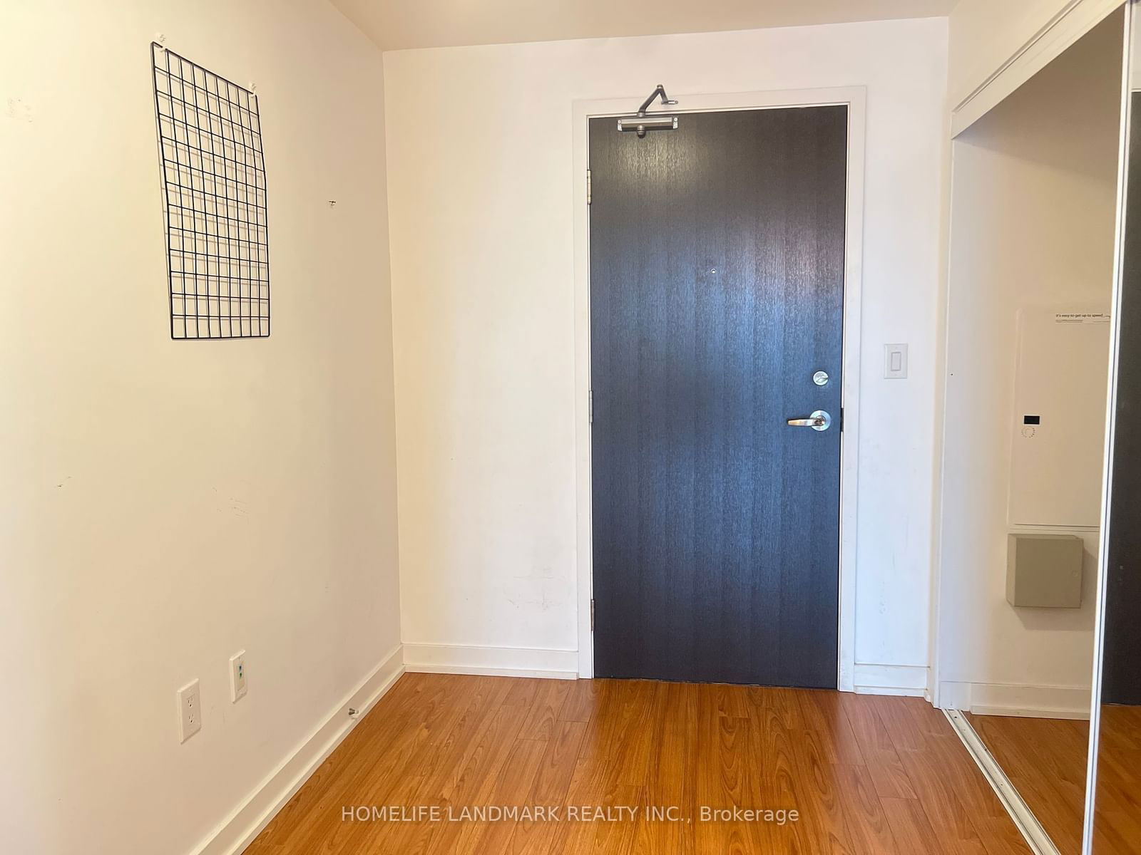 8 Telegram Mews, unit 702 for rent - image #2