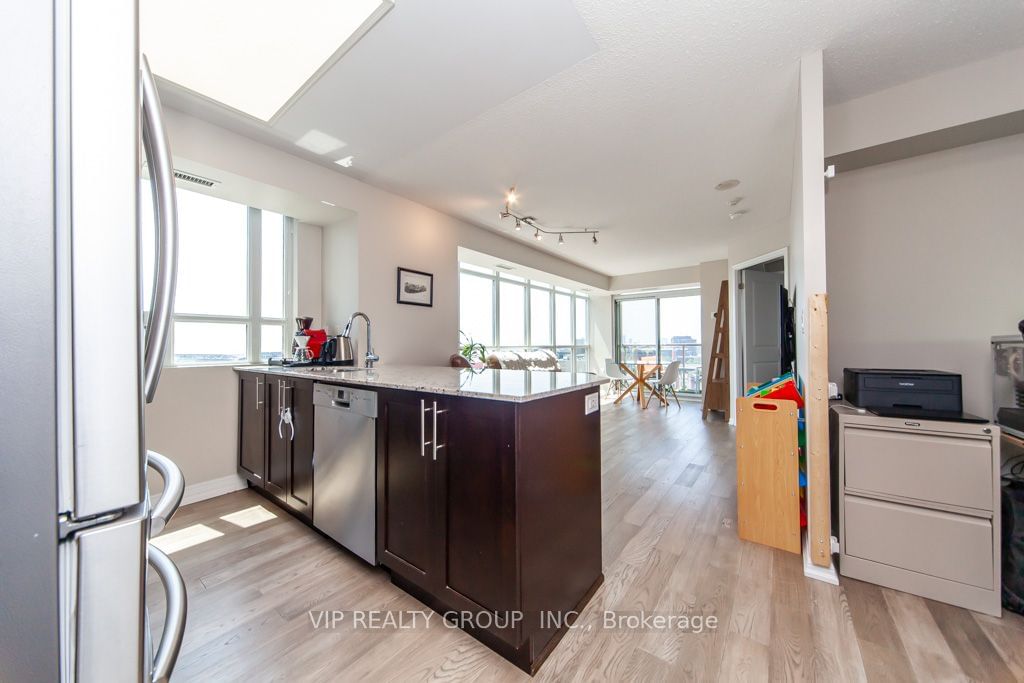 125 Western Battery Rd, unit 1510 for sale - image #3