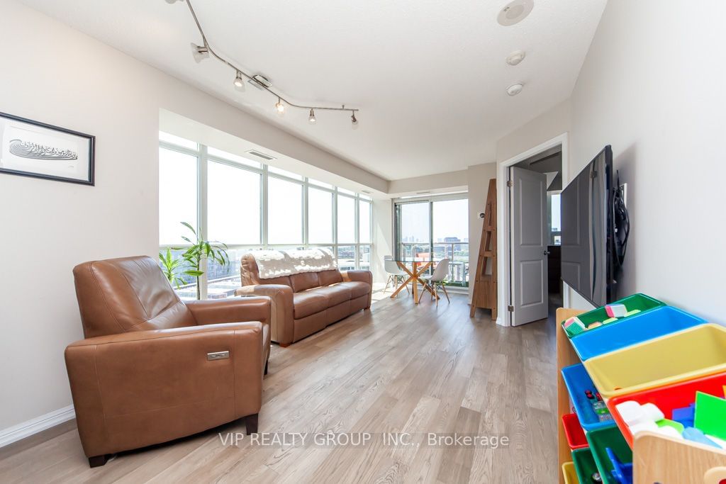 125 Western Battery Rd, unit 1510 for sale - image #4