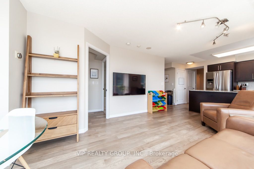 125 Western Battery Rd, unit 1510 for sale - image #9