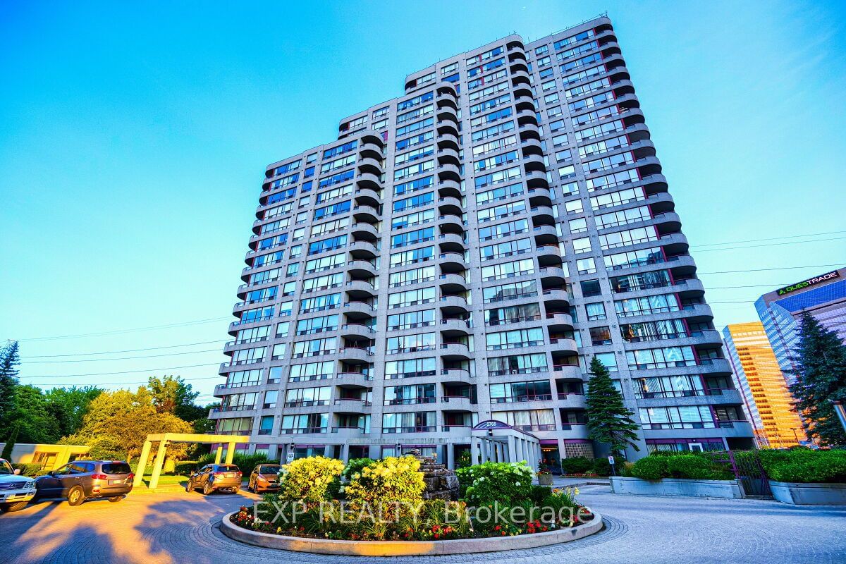 5765 Yonge St, unit Ph601 for sale - image #1