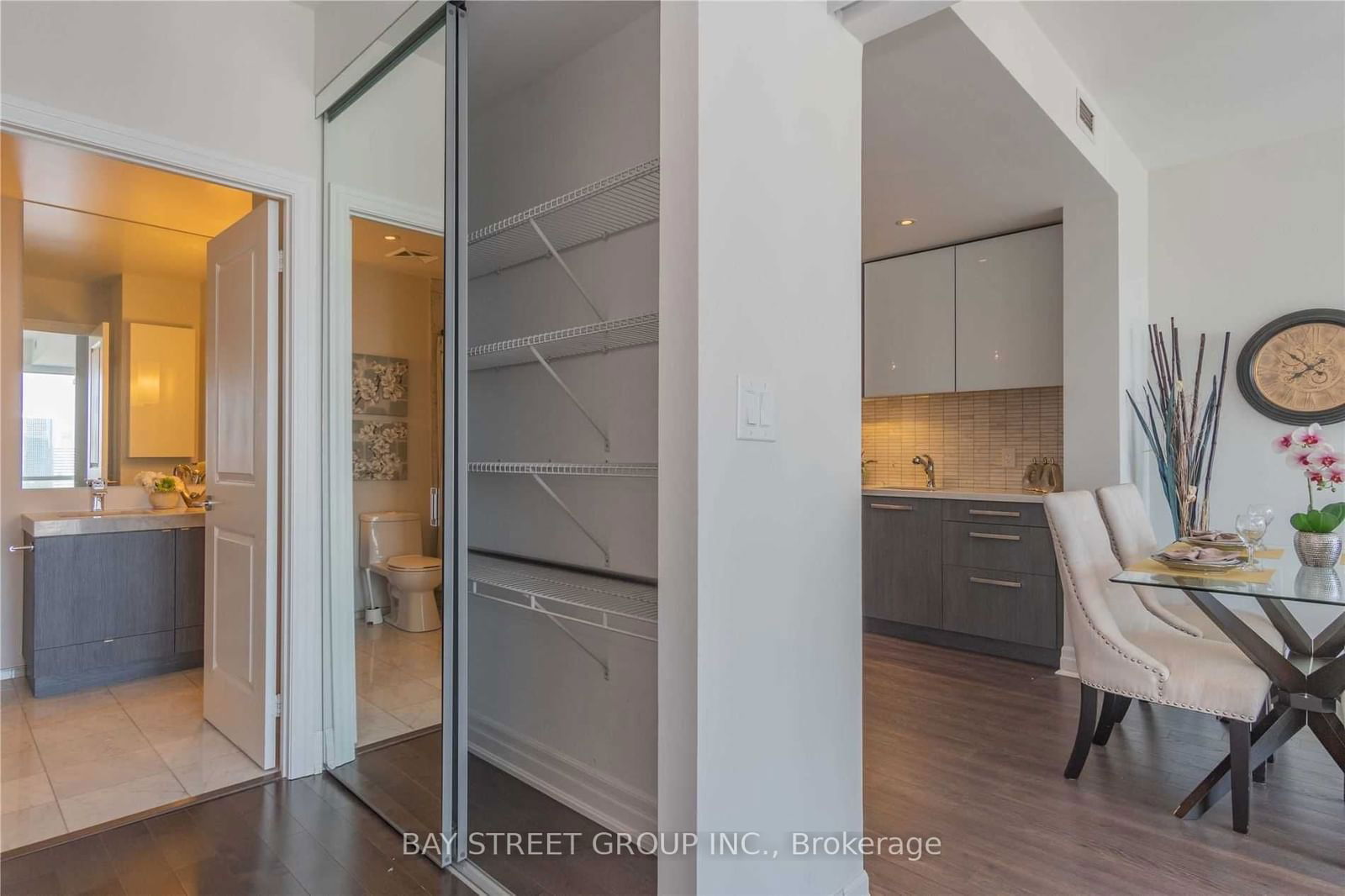 8 The Esplanade, unit 4006 for rent - image #16