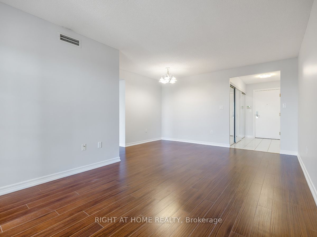 88 Grandview Way, unit 1112 for sale - image #11