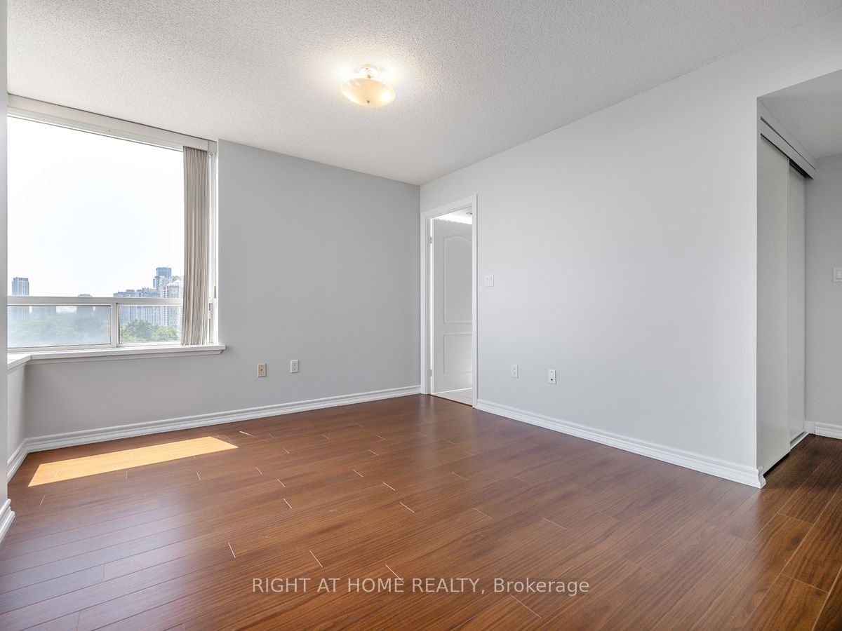 88 Grandview Way, unit 1112 for sale