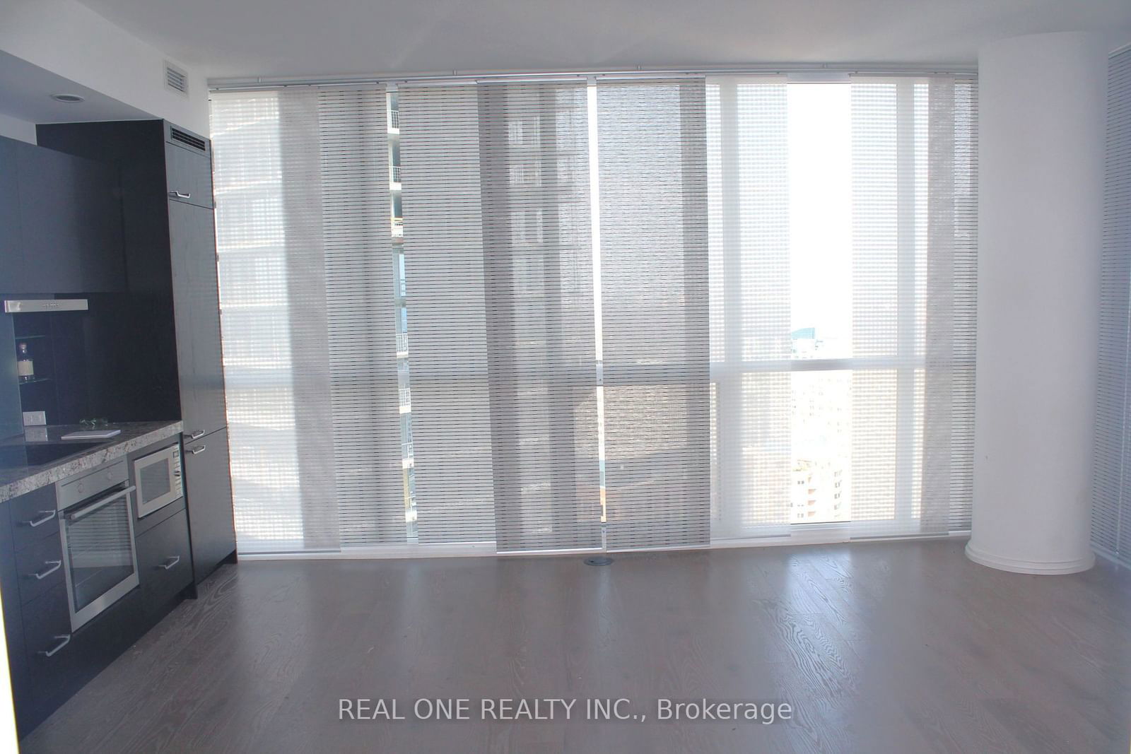 45 Charles St E, unit 4210 for rent - image #16