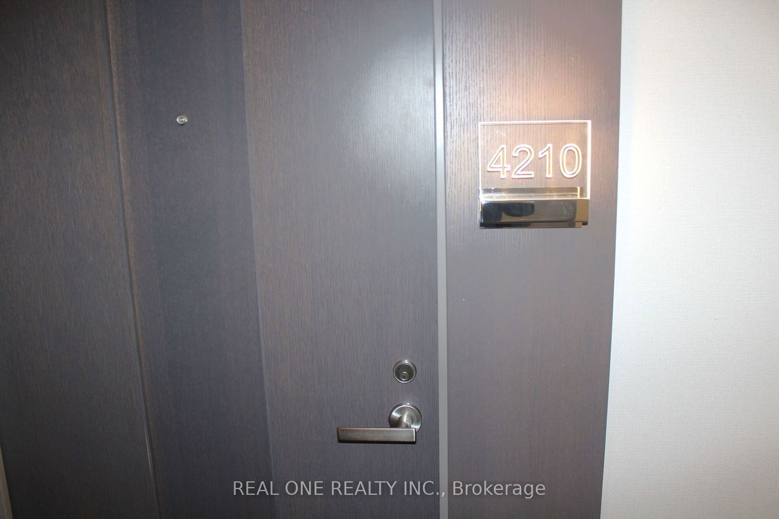 45 Charles St E, unit 4210 for rent - image #4