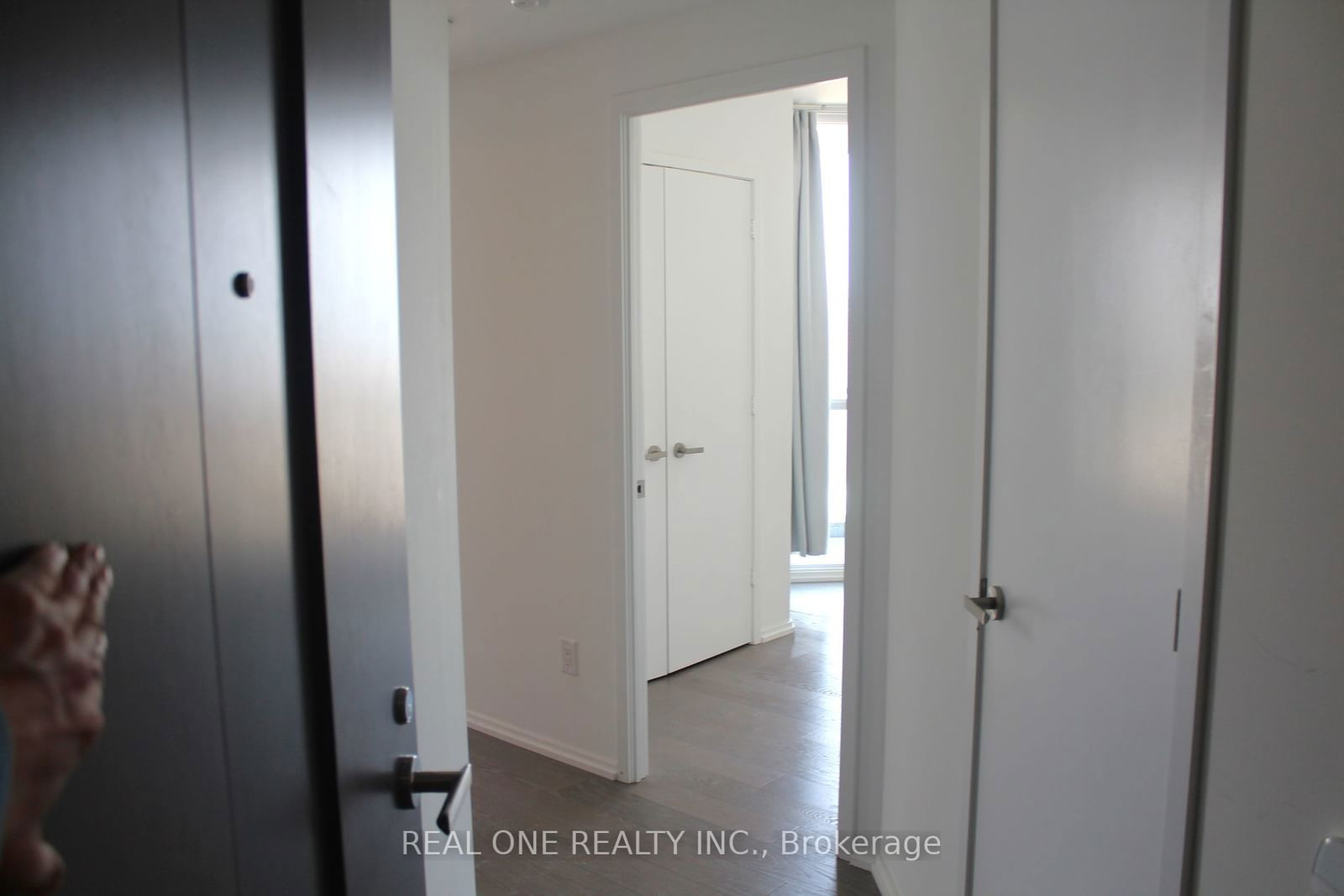 45 Charles St E, unit 4210 for rent - image #5