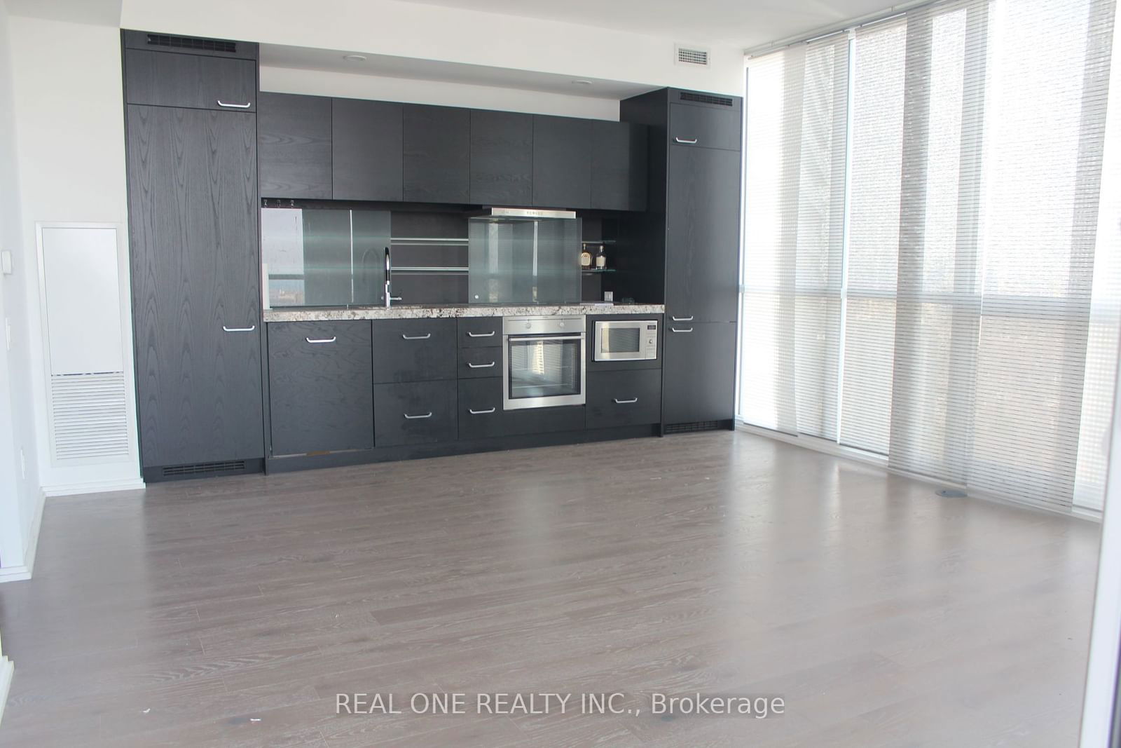 45 Charles St E, unit 4210 for rent - image #7