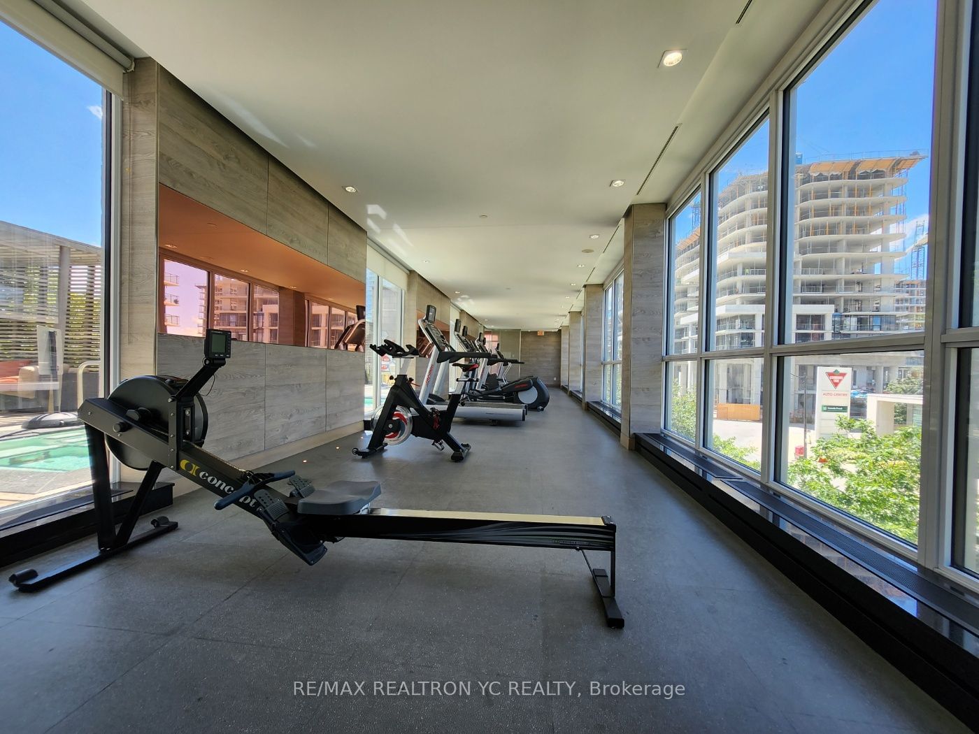 121 McMahon Dr, unit 1503 for sale - image #5