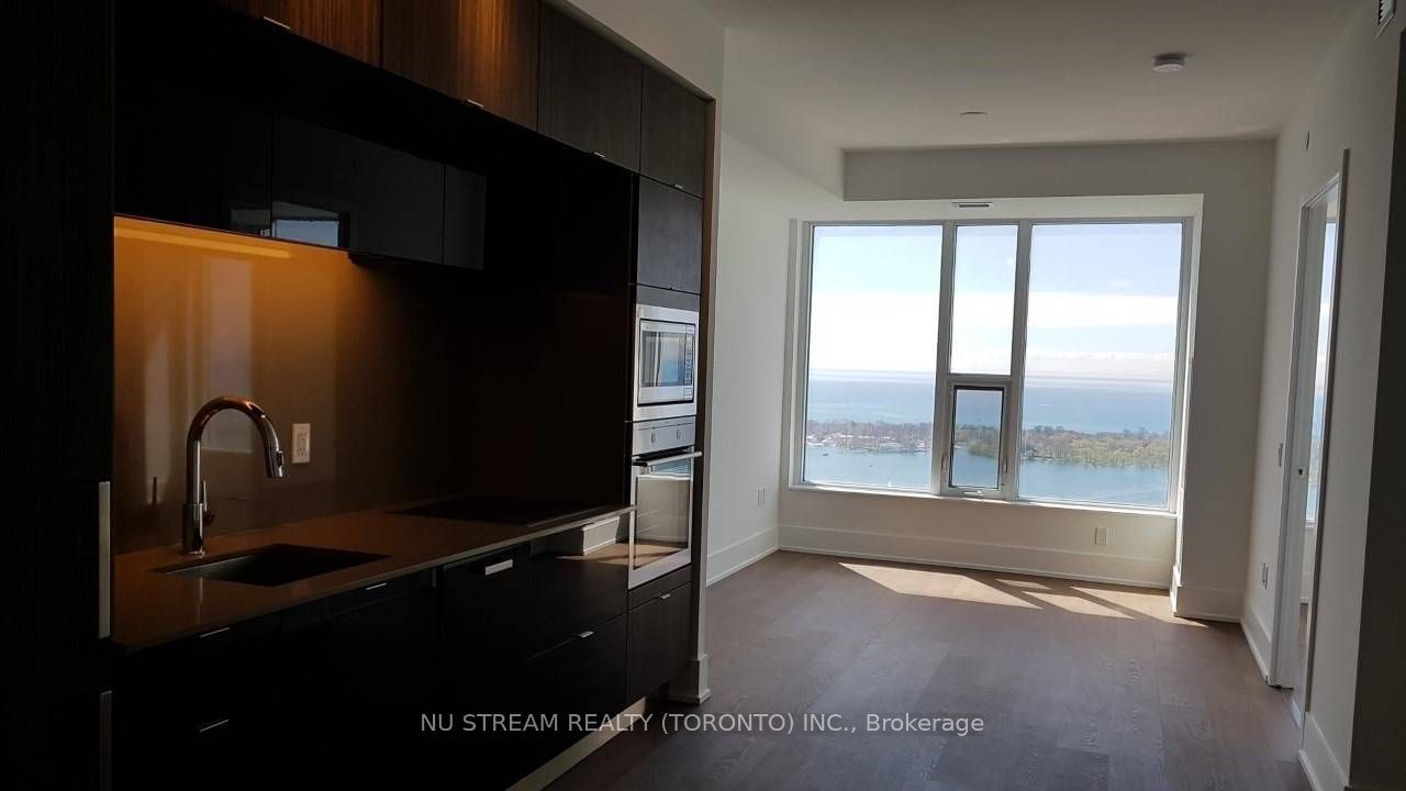 10 York St, unit 5507 for sale - image #7