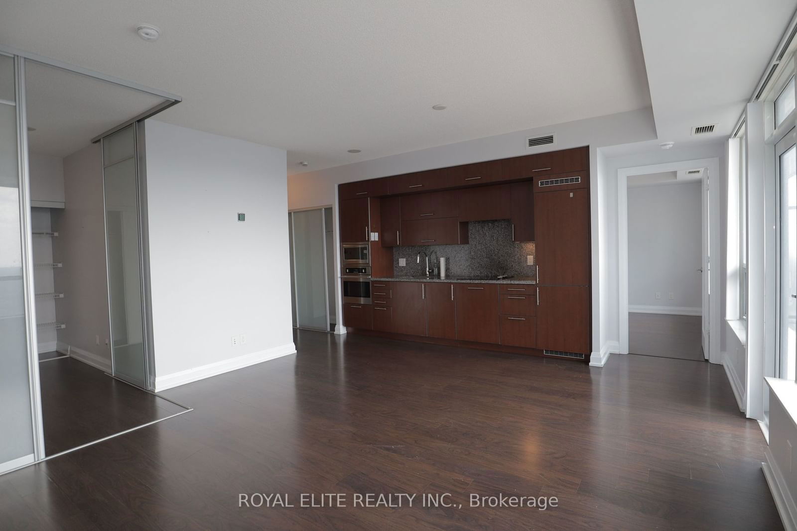 5 Sheppard Ave, unit 2926 for rent - image #3