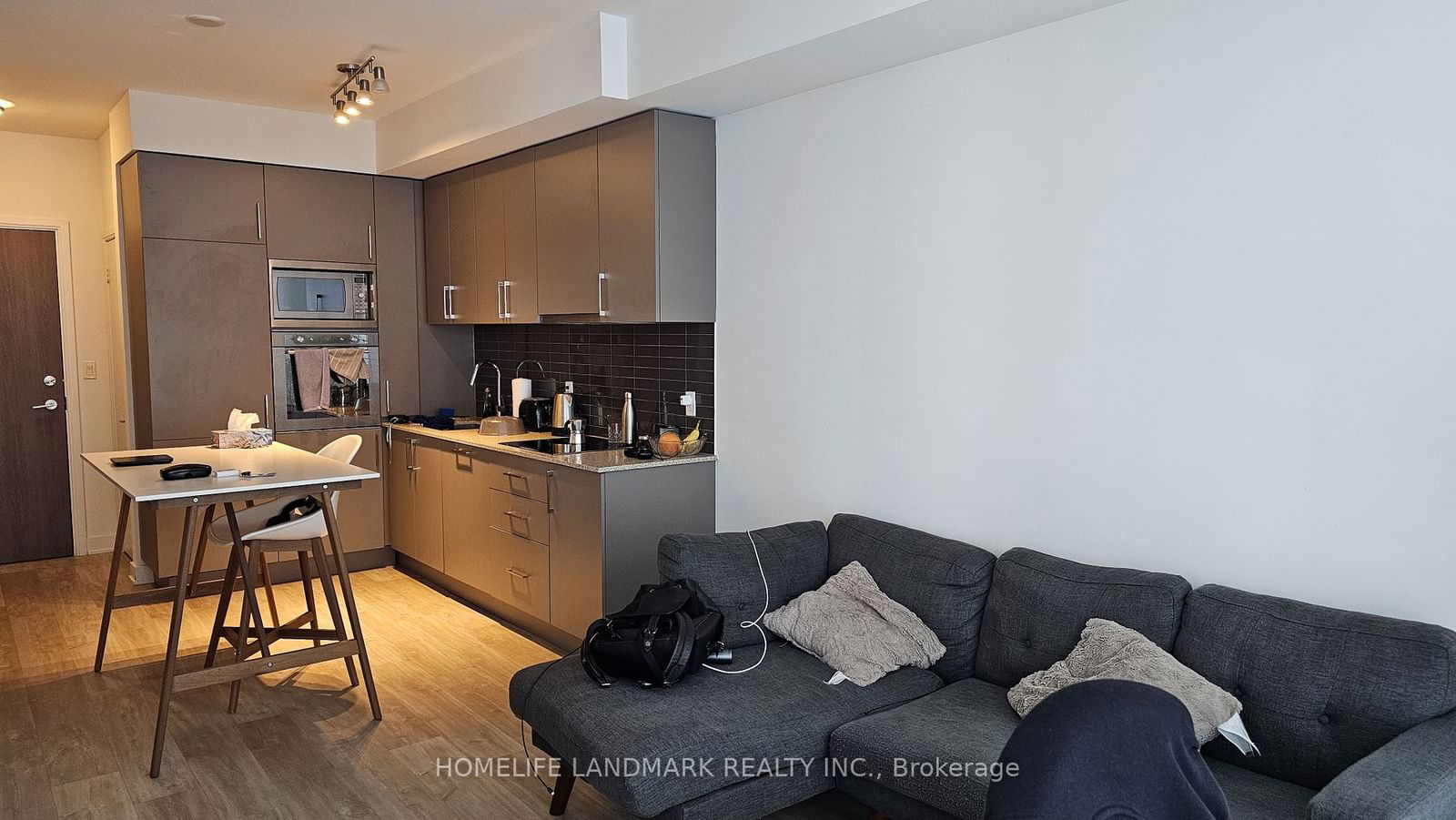 576 Front St W, unit 920 for sale - image #11