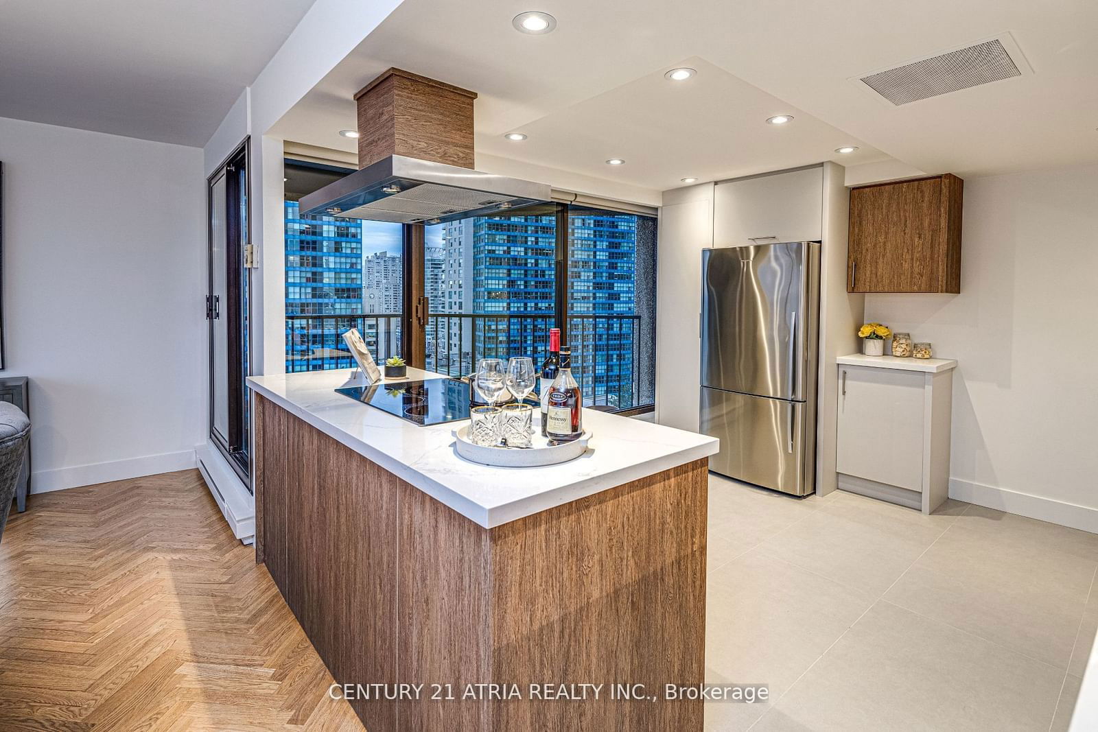 65 Harbour Sq, unit 1401 for sale - image #17