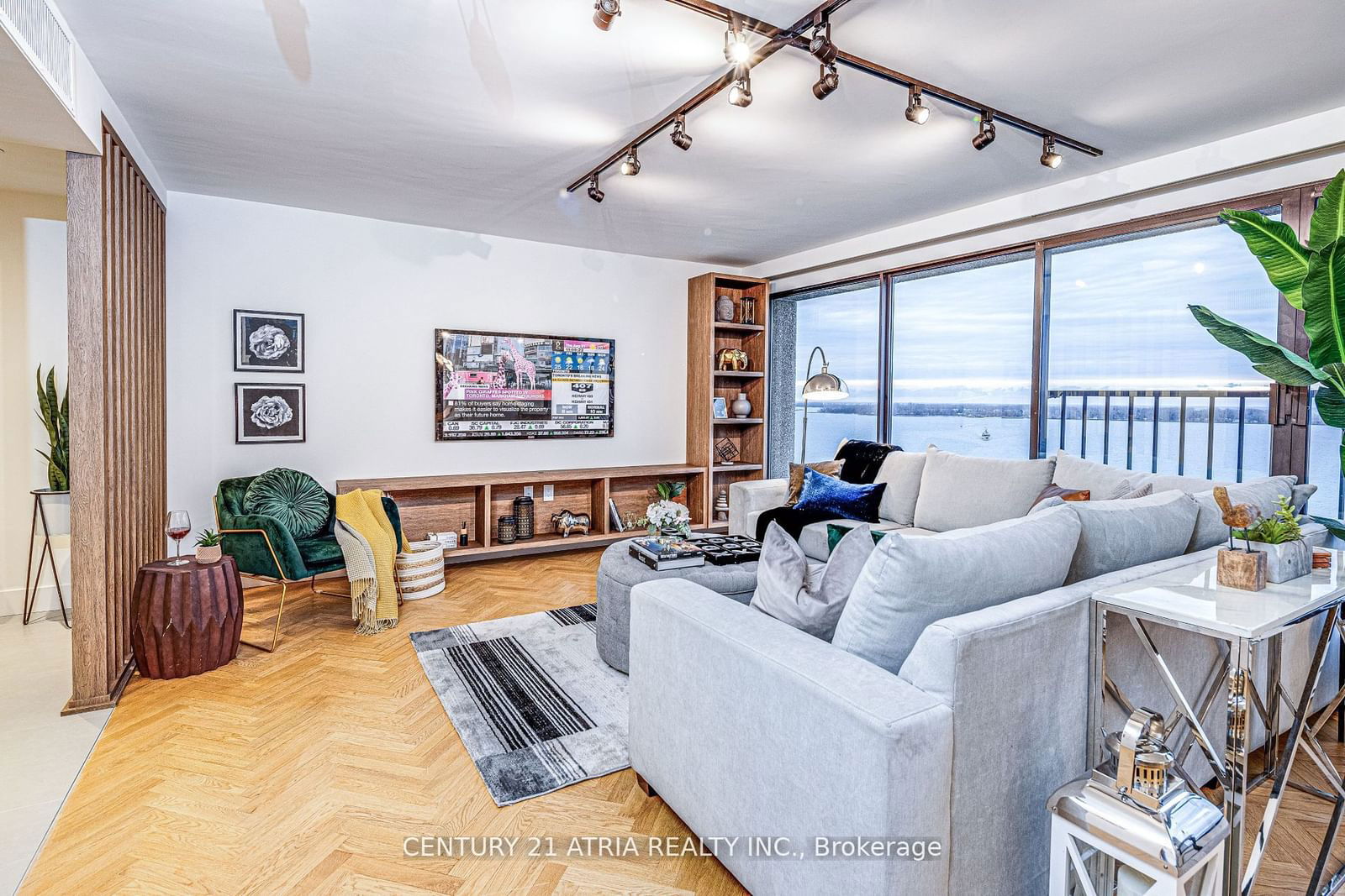 65 Harbour Sq, unit 1401 for sale - image #7