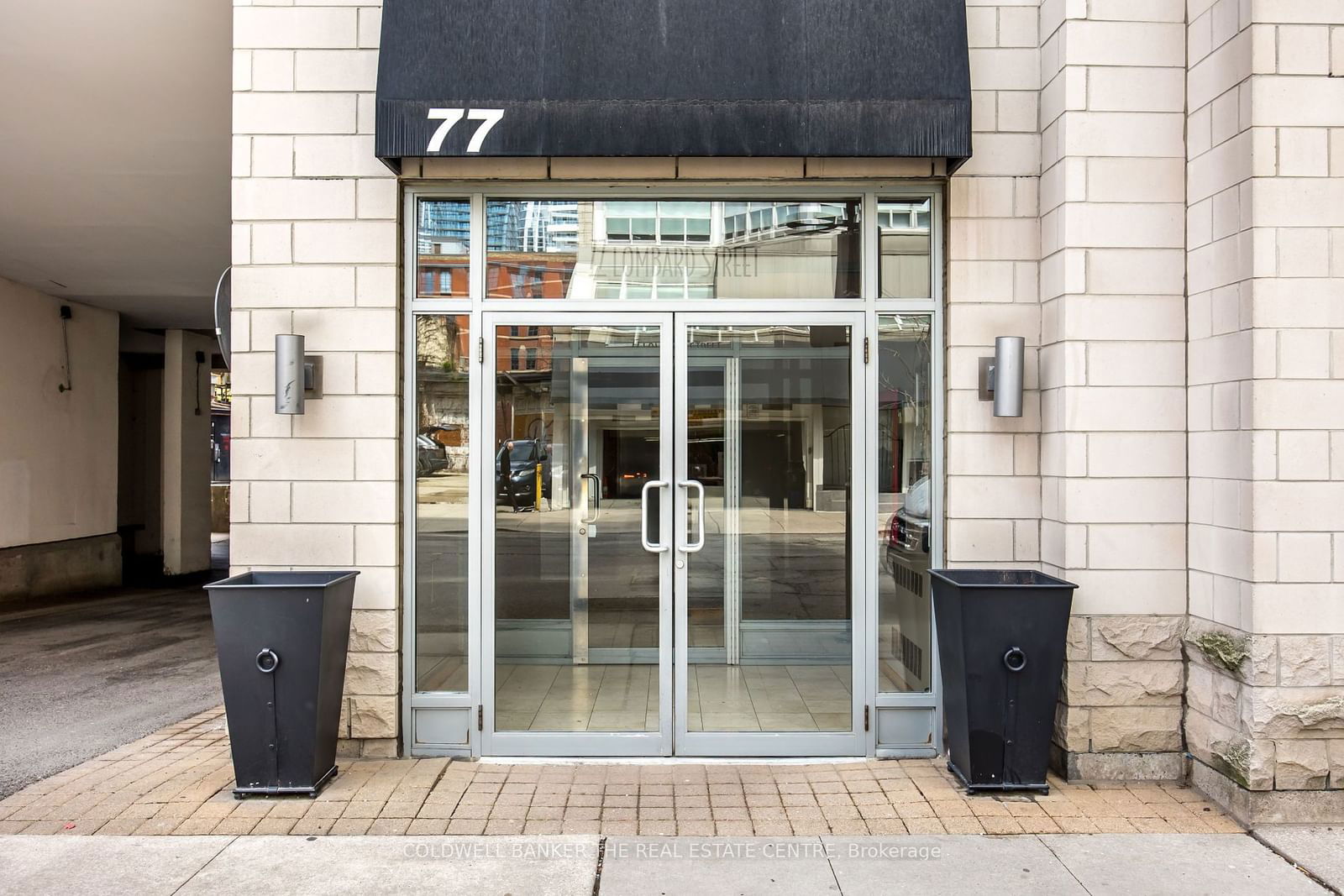 77 Lombard St, unit 712 for sale - image #28