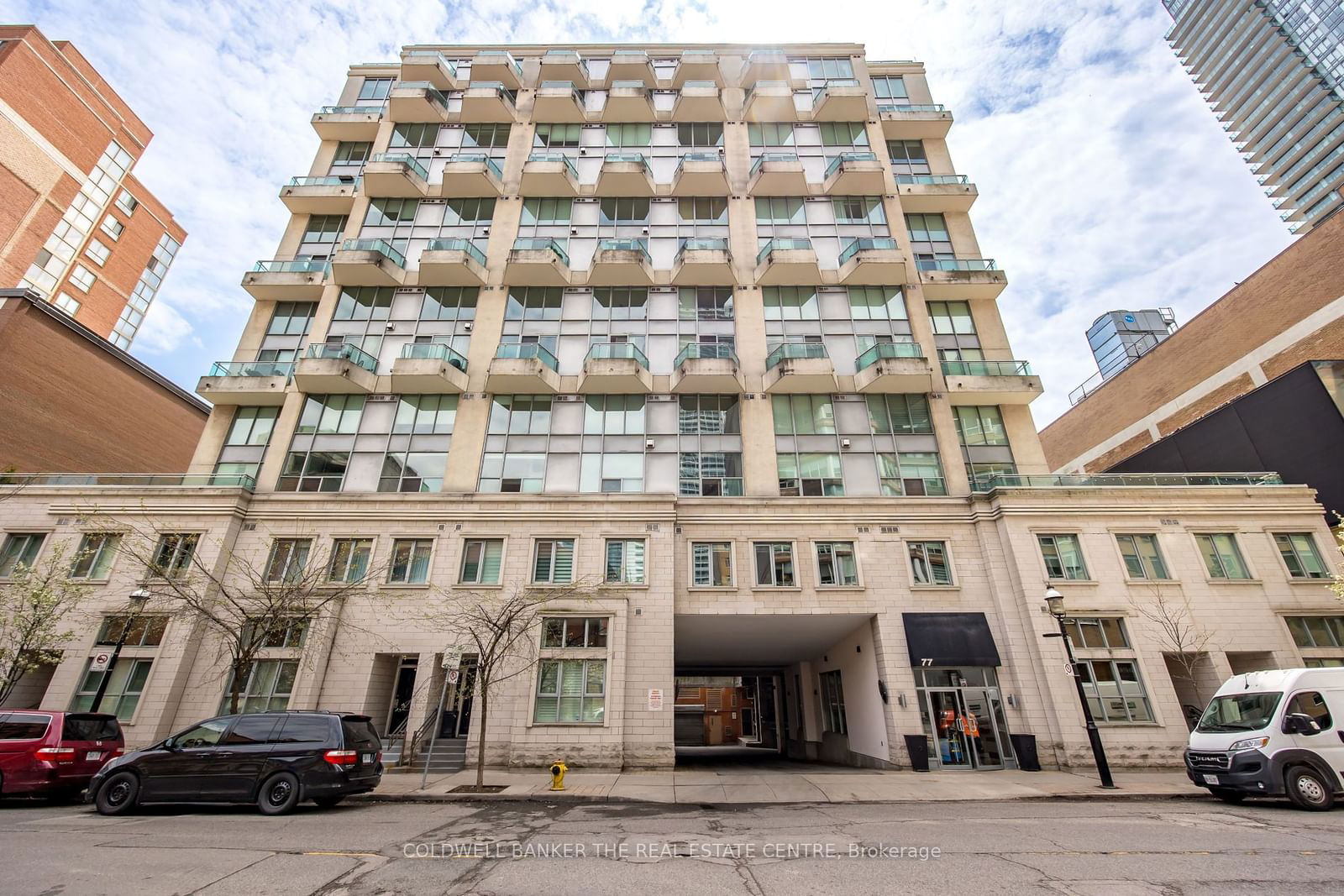 77 Lombard St, unit 712 for sale - image #29