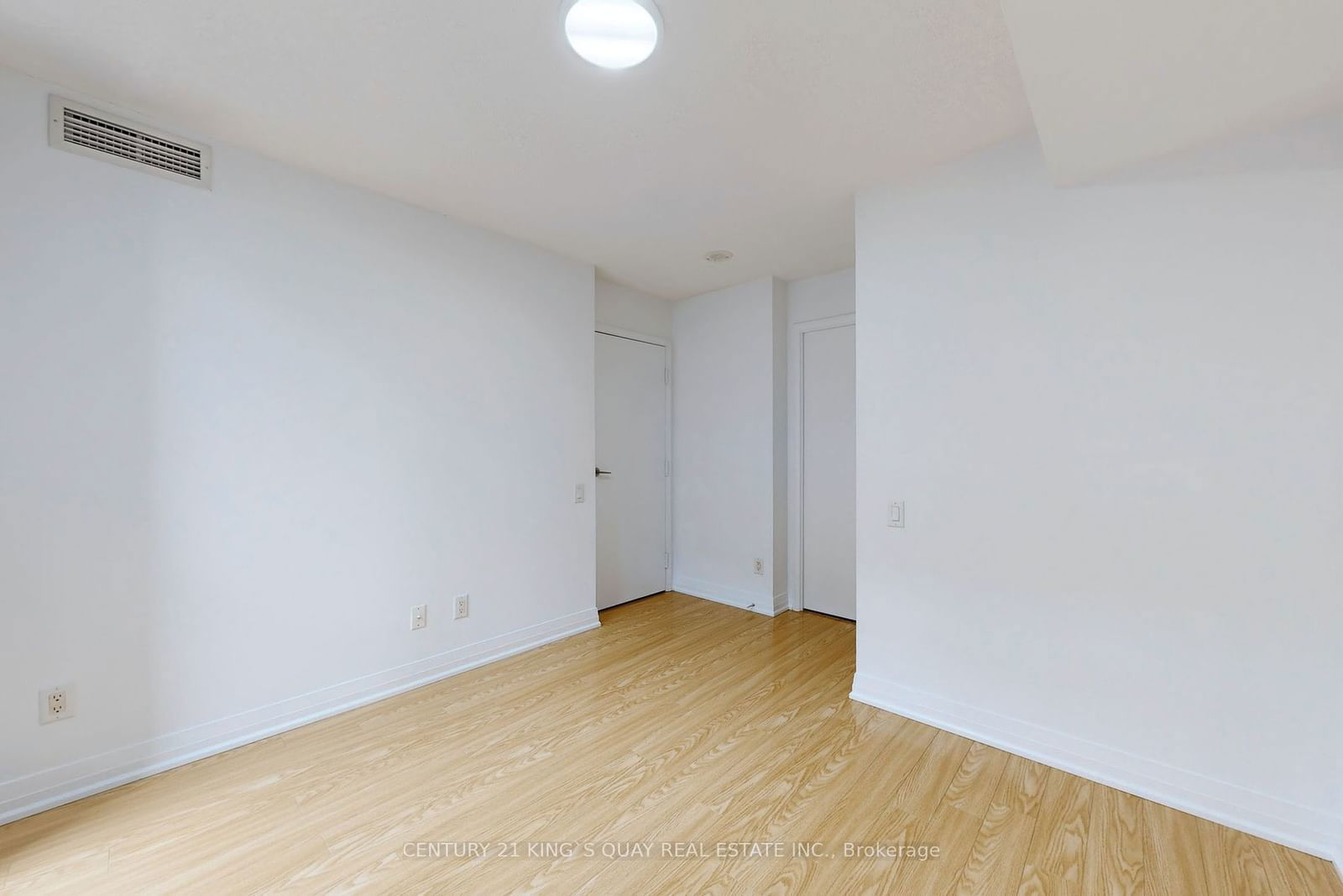 21 Carlton St, unit 1301 for rent - image #12