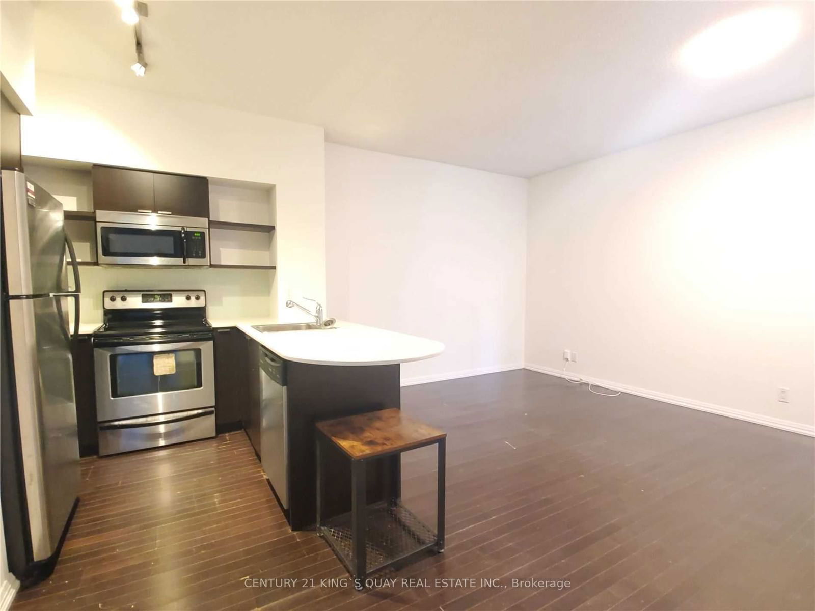 35 Hayden St, unit 912 for sale - image #3