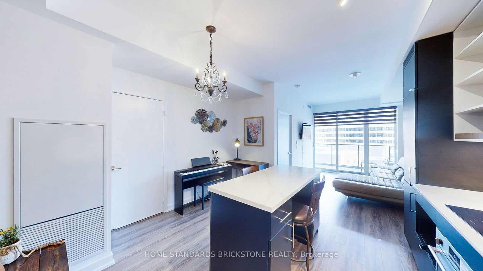 20 Edward St, unit 1905 for sale