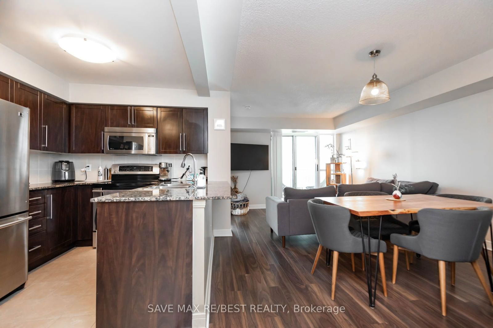 35 Bales Ave, unit 1116 for sale - image #11