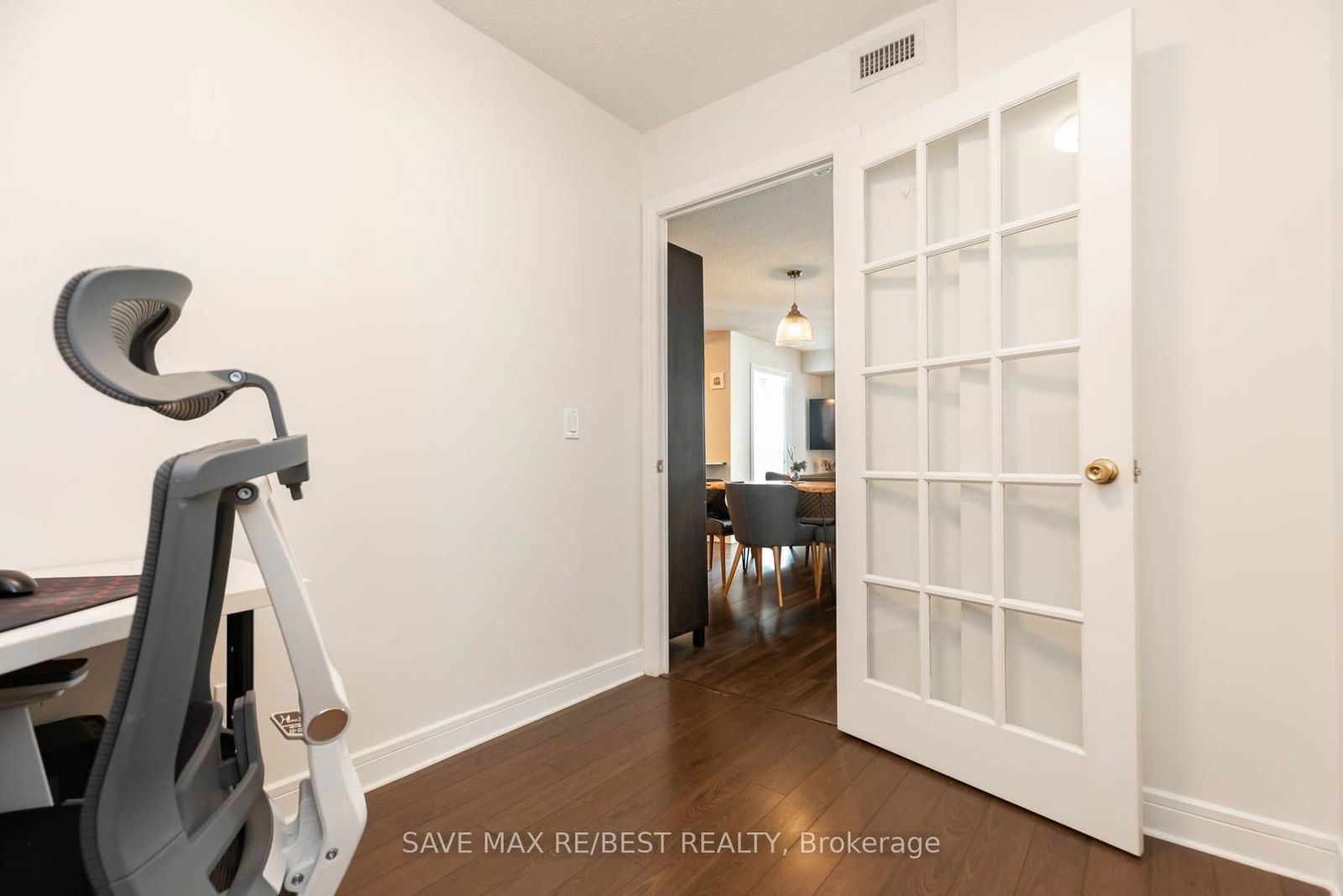 35 Bales Ave, unit 1116 for sale - image #20