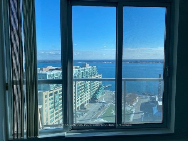 218 Queens Quay W, unit 1906 for rent - image #7