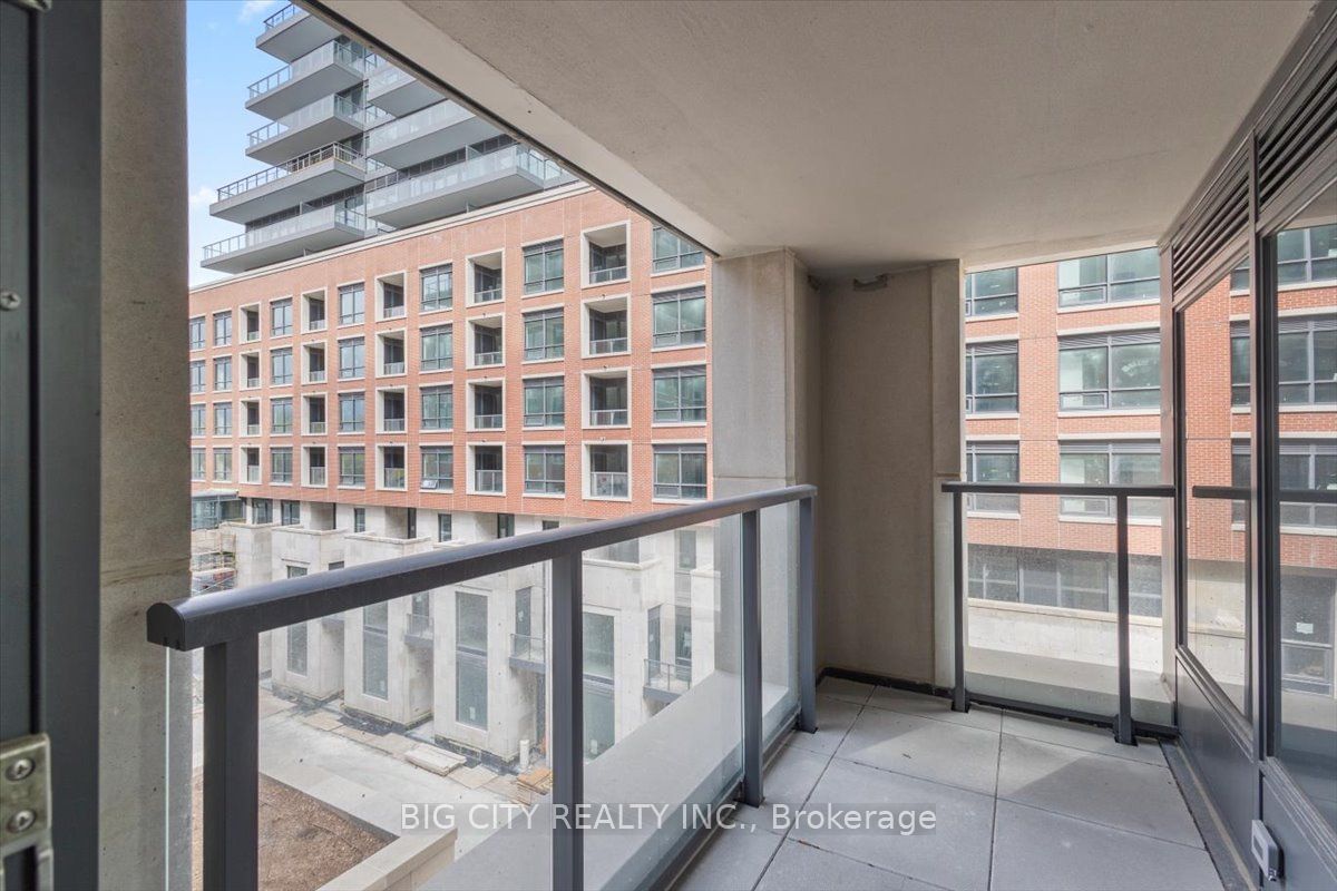 33 Frederick Todd Way, unit 305 for rent - image #22