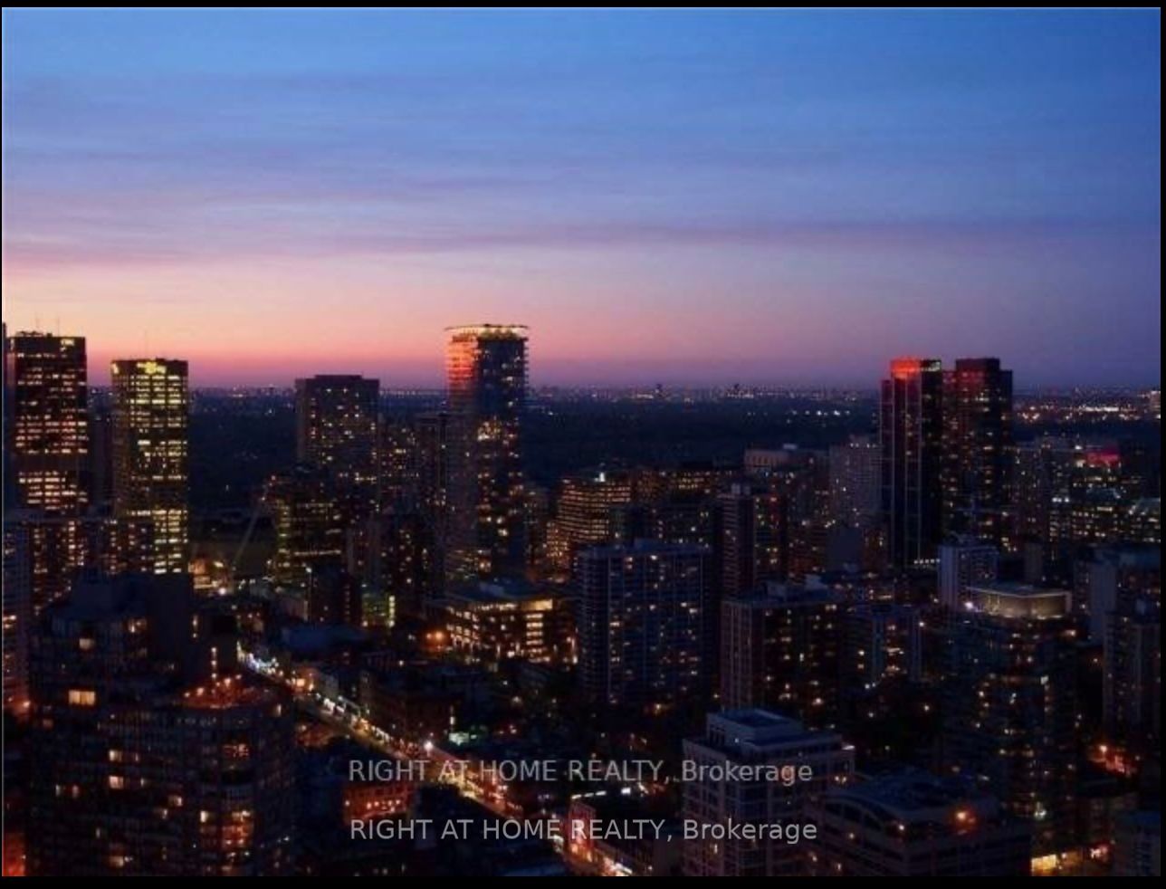 38 Grenville St, unit 4309 for sale - image #2