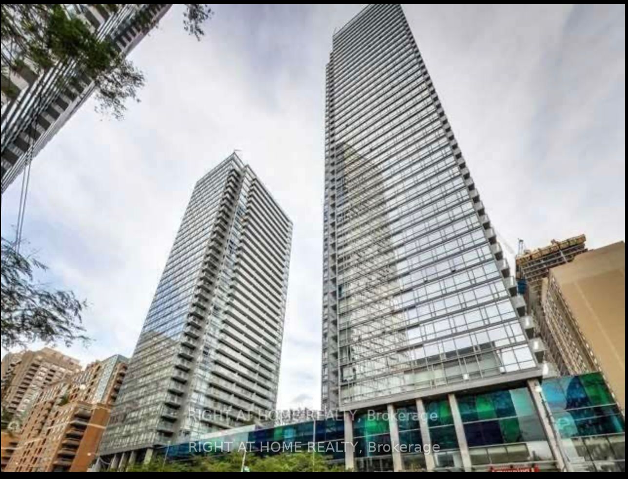 38 Grenville St, unit 4309 for sale