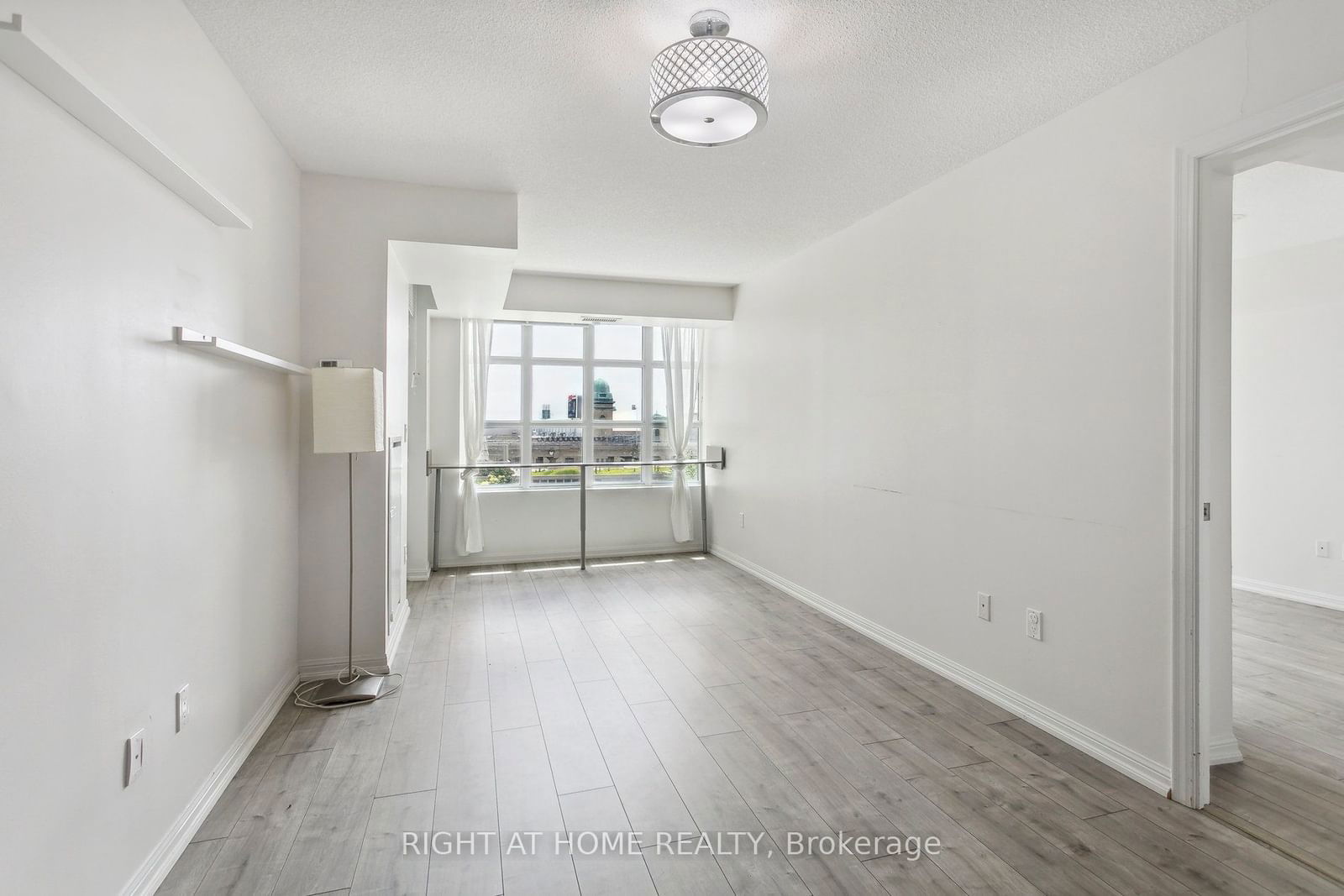 85 East Liberty St, unit 525 for sale - image #10