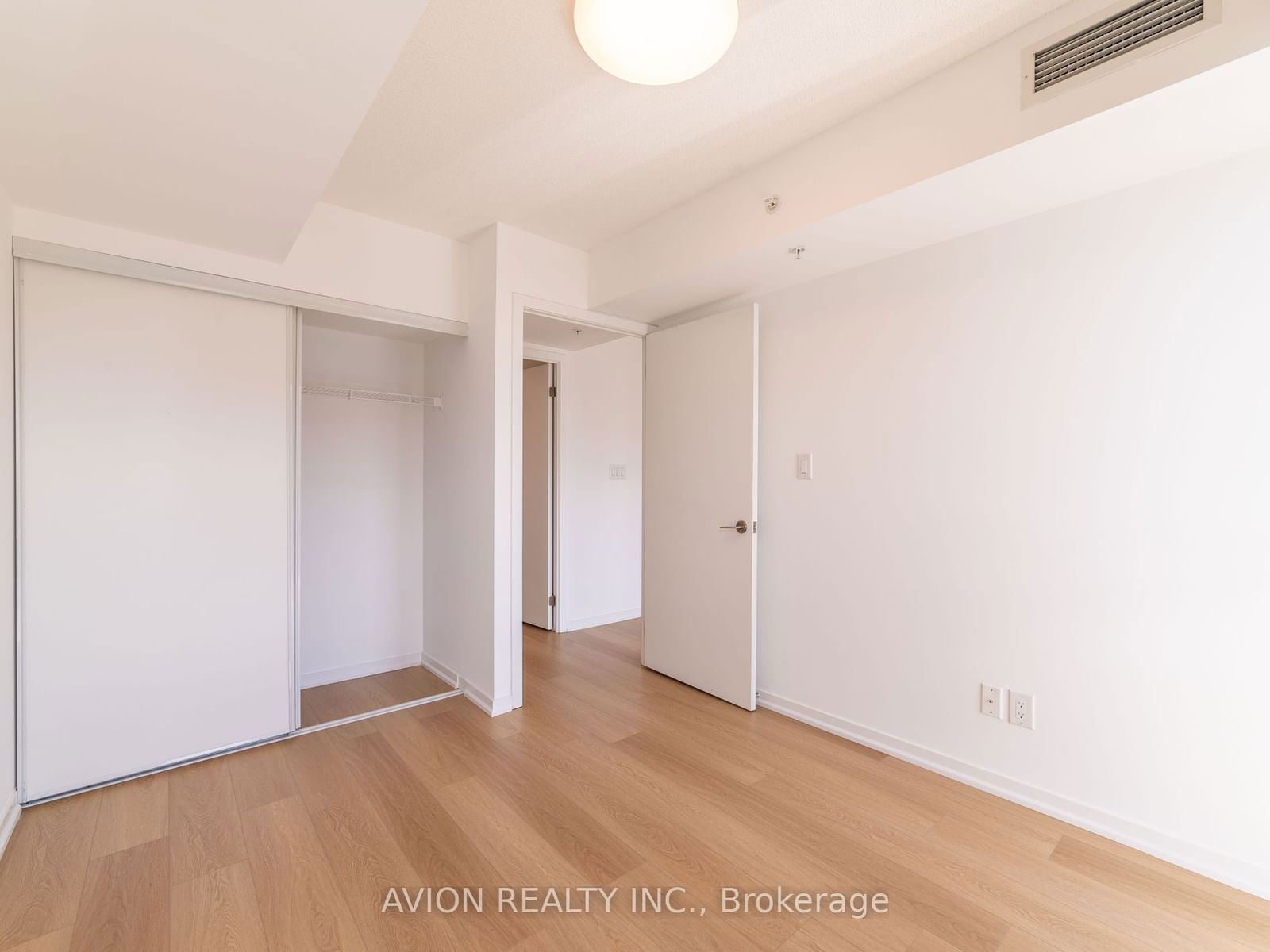 68 Abell St, unit 2011 for sale - image #10