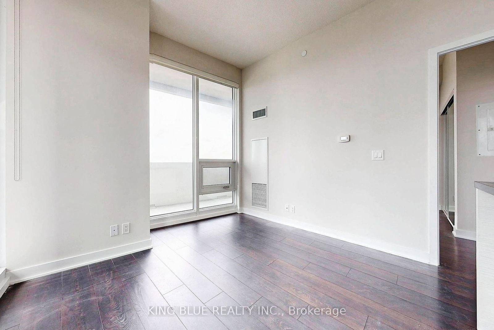 2221 Yonge St, unit 2908 for sale