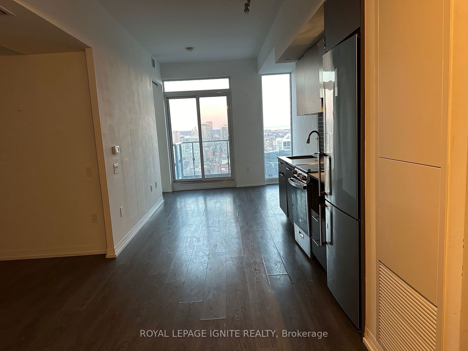 251 Jarvis St, unit 2614 for sale - image #3