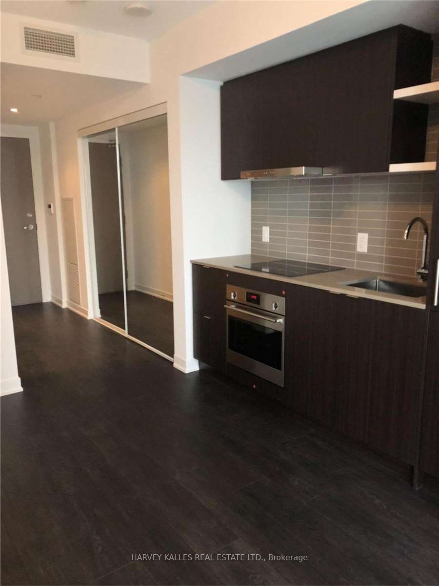 100 Harbour St, unit 2411 for rent - image #3