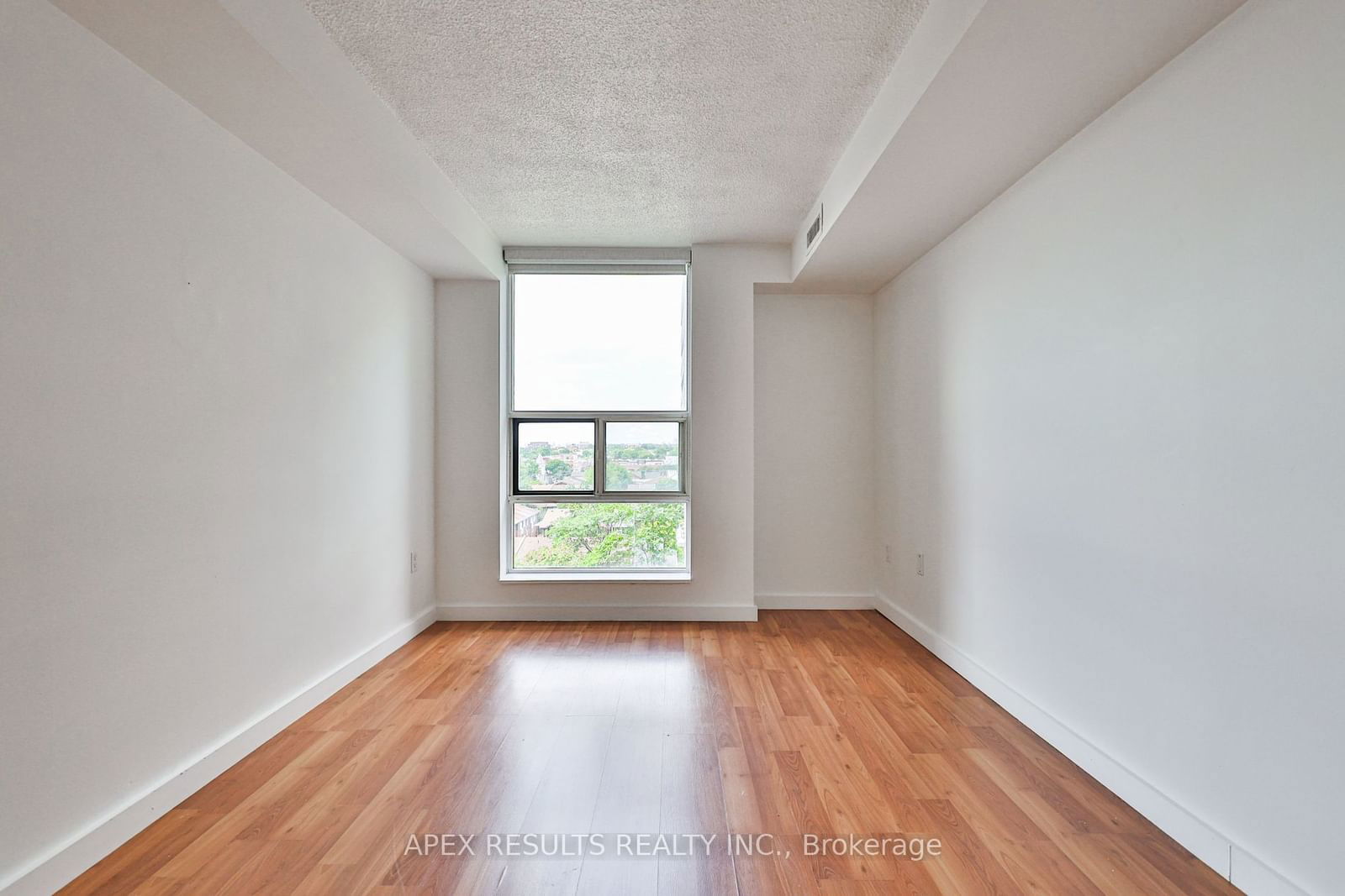 725 King St W, unit 901 for sale - image #8