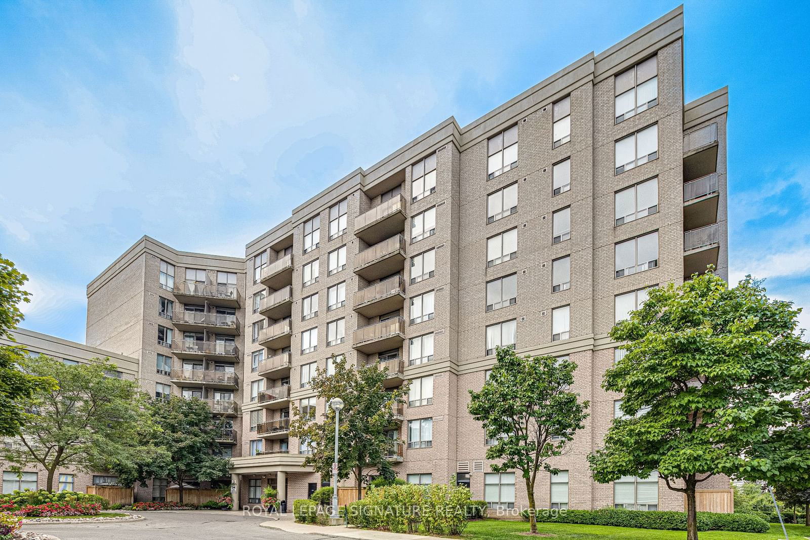 1730 Eglinton Ave E, unit 315 for sale - image #2