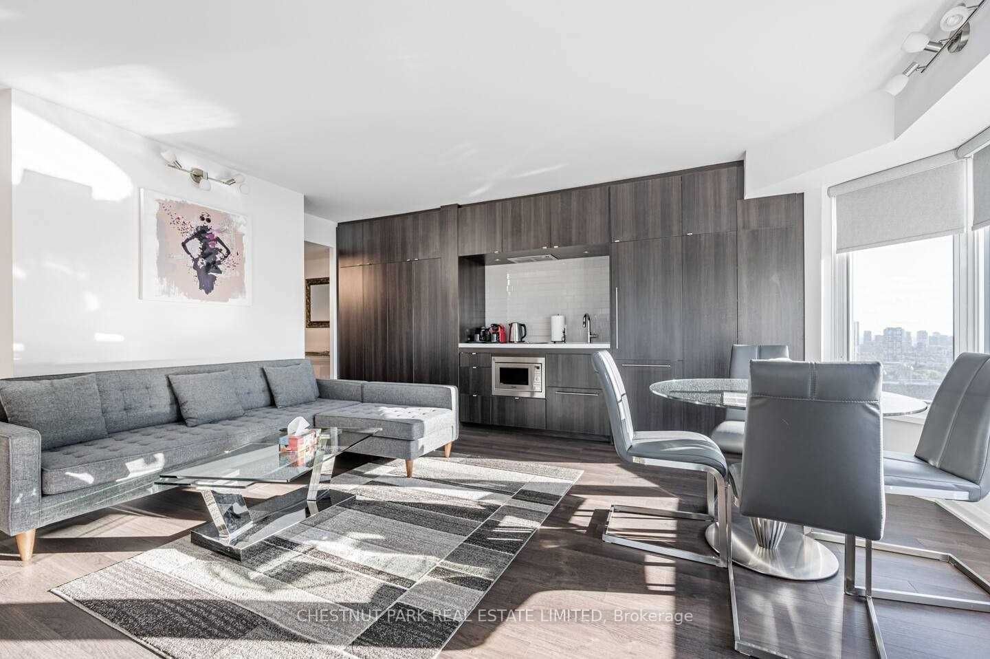 155 Yorkville Ave, unit 2817 for sale - image #2