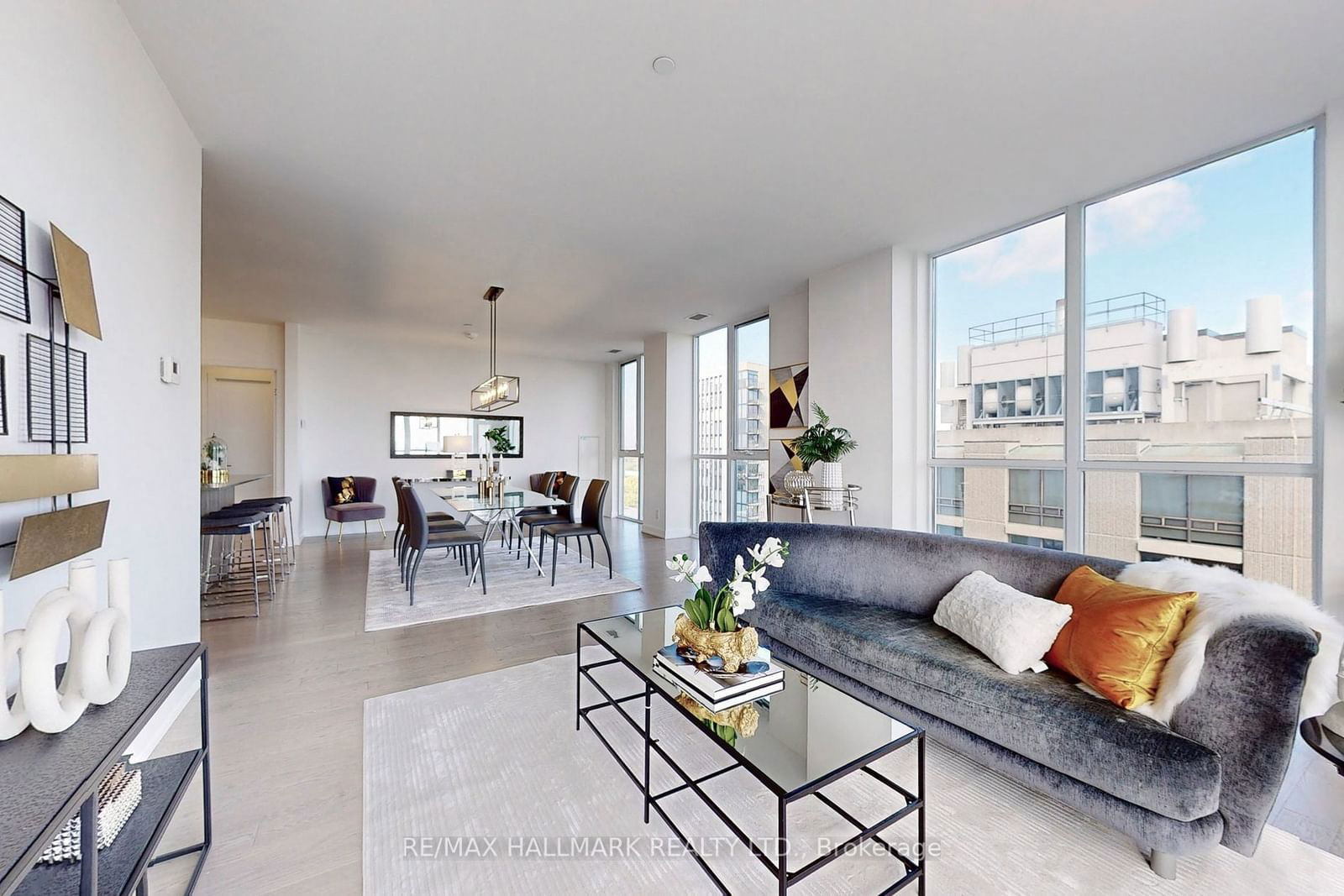 609 Avenue Rd, unit 1801 for sale - image #5