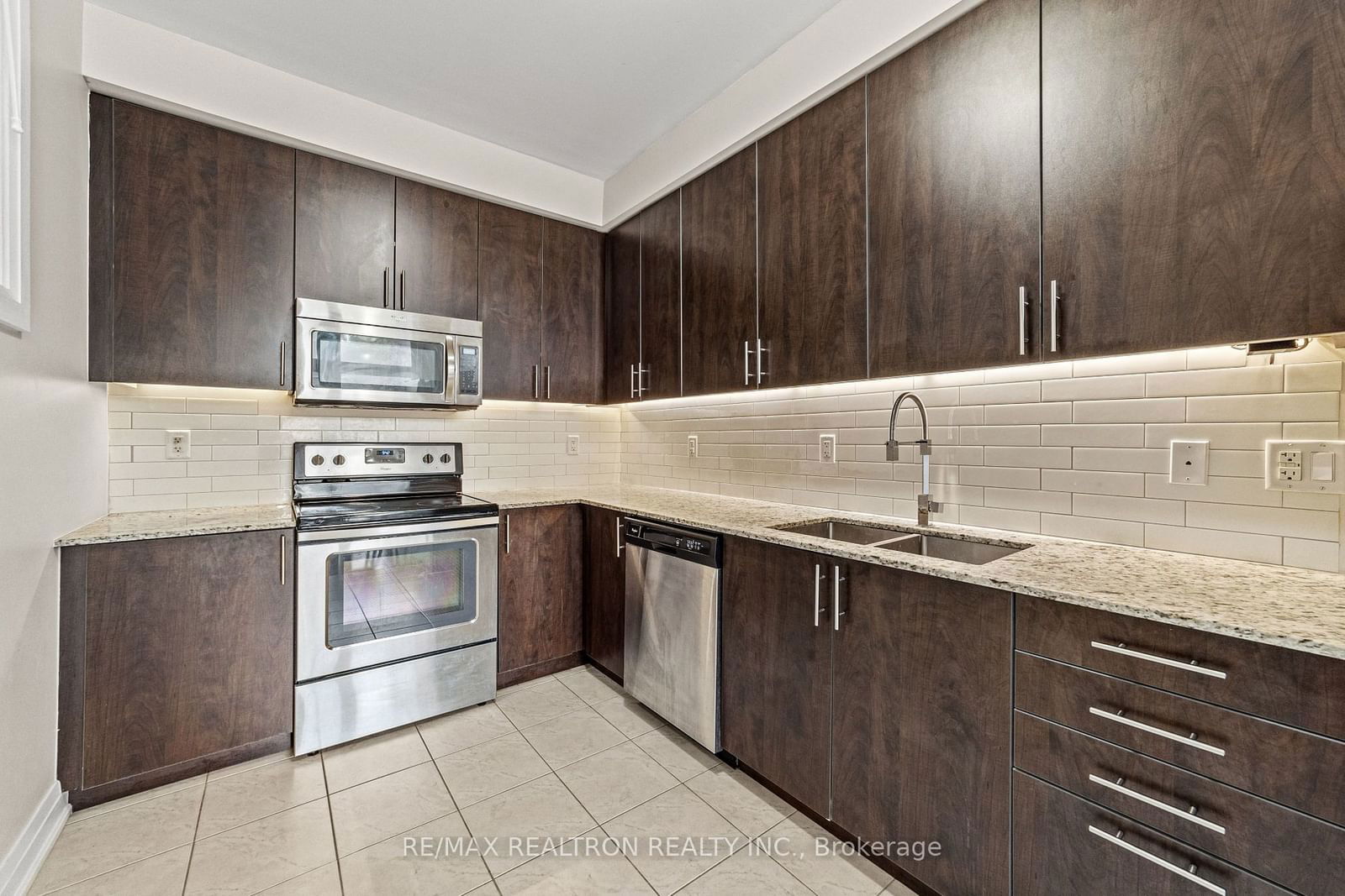 27 Eldora Ave, unit 68 for sale - image #14